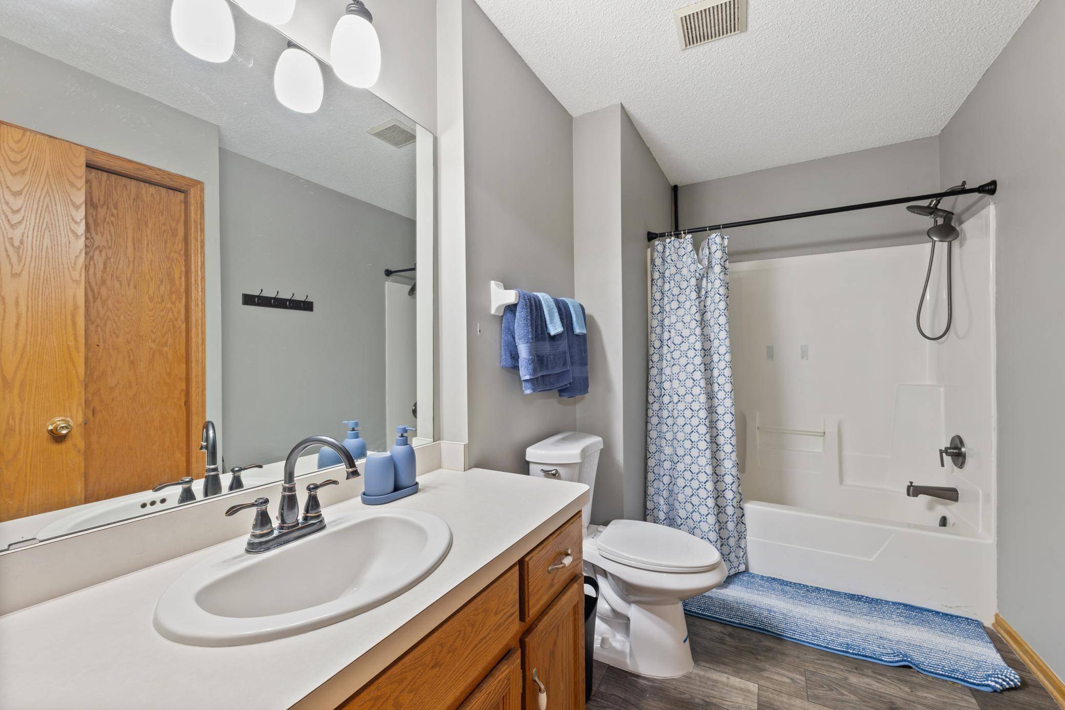 6314 Cavell CT, Brooklyn Park, MN 55428