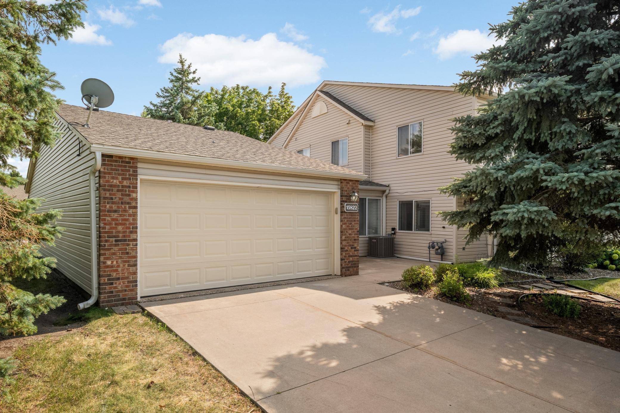 15822 Griffon PATH, Apple Valley, MN 55124