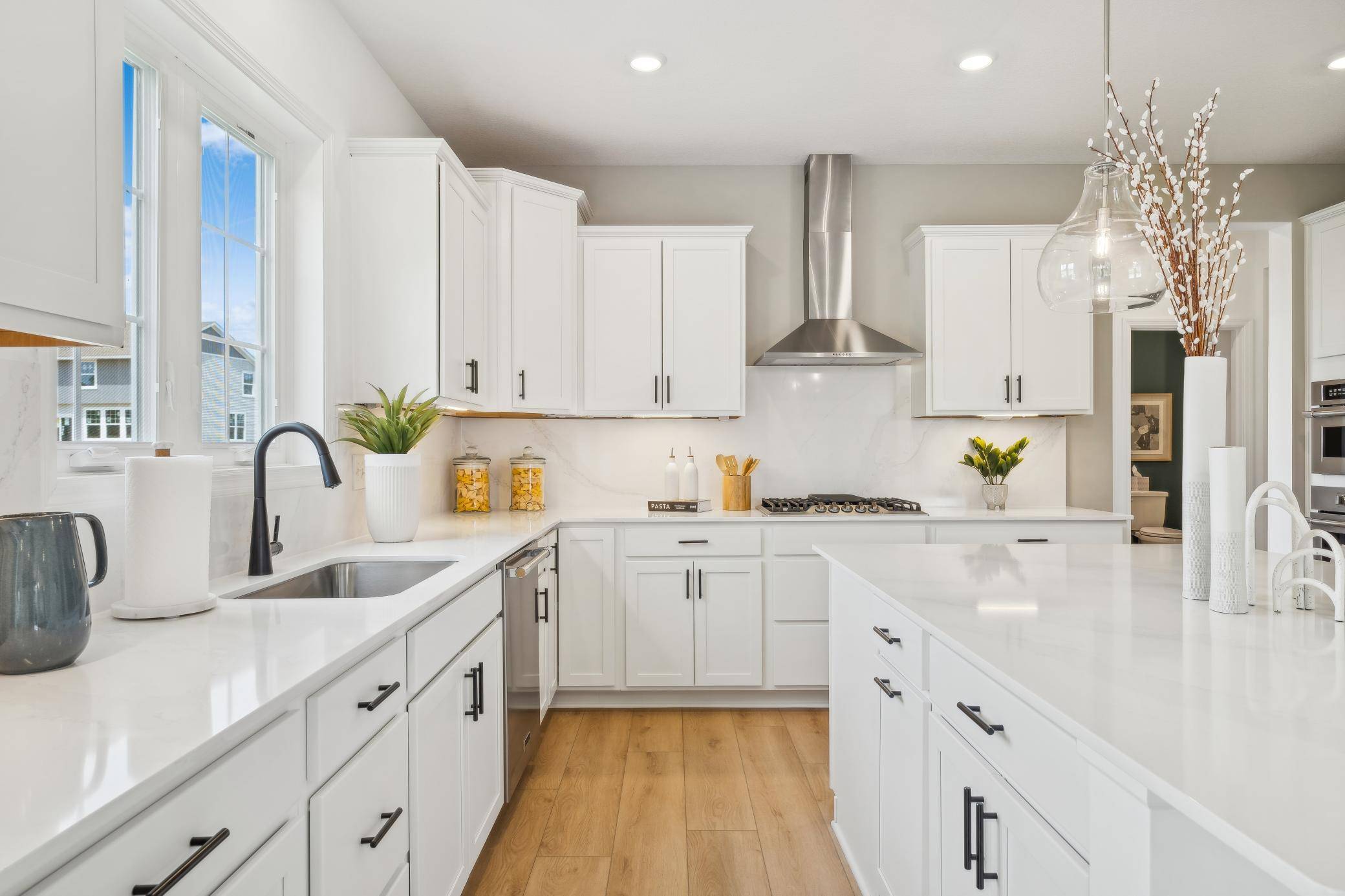 2560 Rock Elm RD, Shakopee, MN 55379
