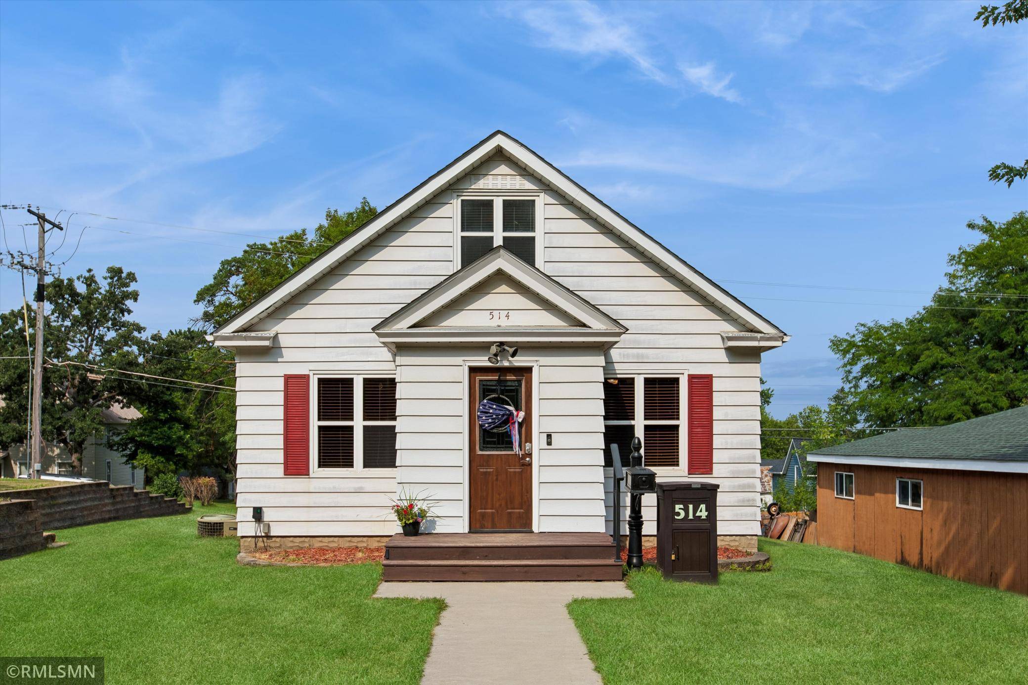514 4th ST S, Cannon Falls, MN 55009