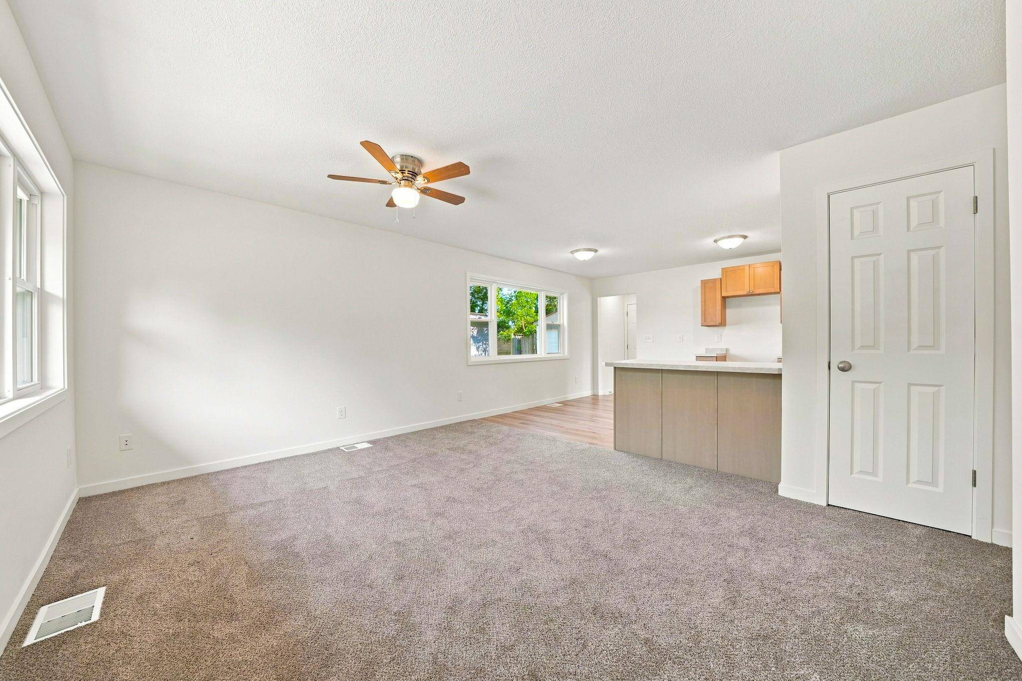 208 2nd ST NW, Byron, MN 55920