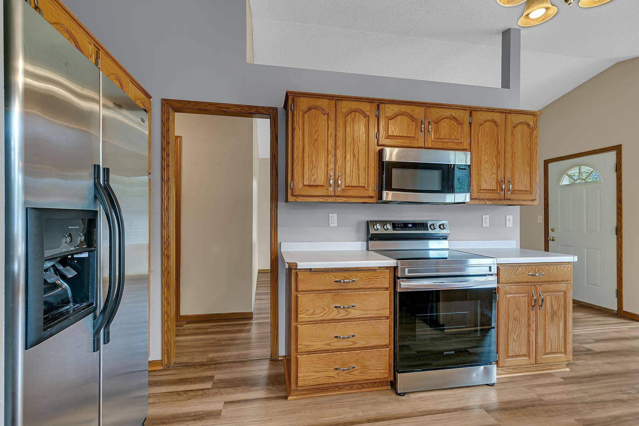 33 8th AVE N, Waite Park, MN 56387