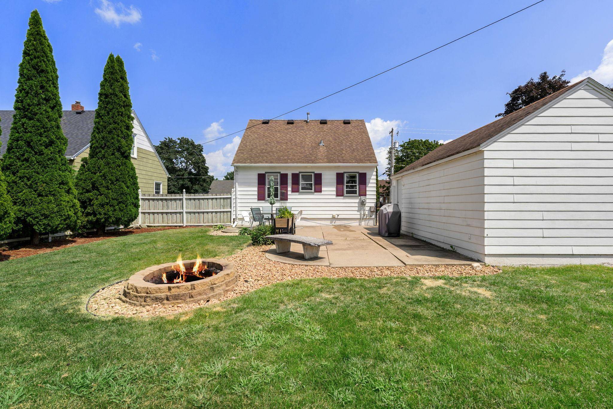 302 16th ST SE, Austin, MN 55912
