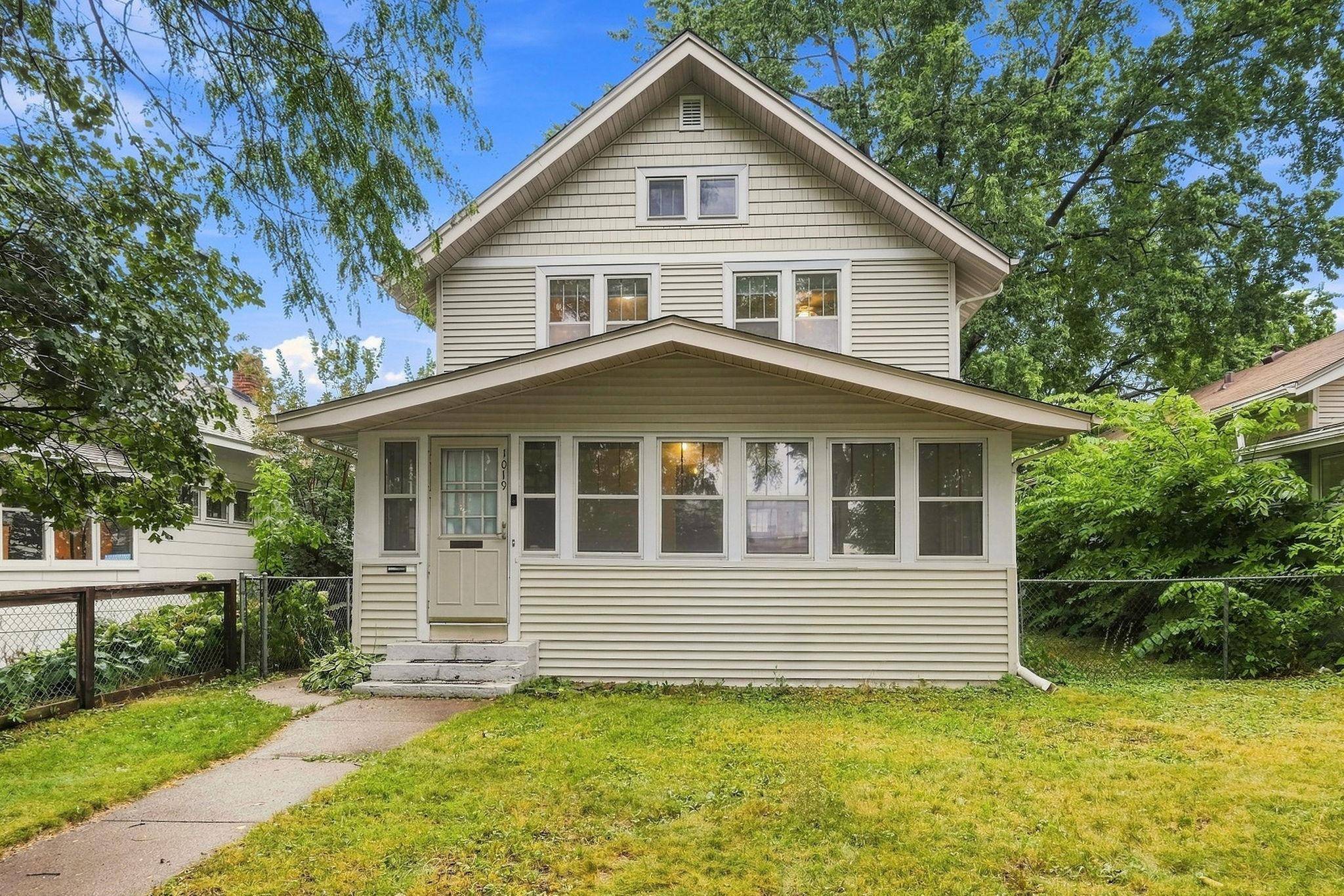 1019 Sherburne AVE, Saint Paul, MN 55104