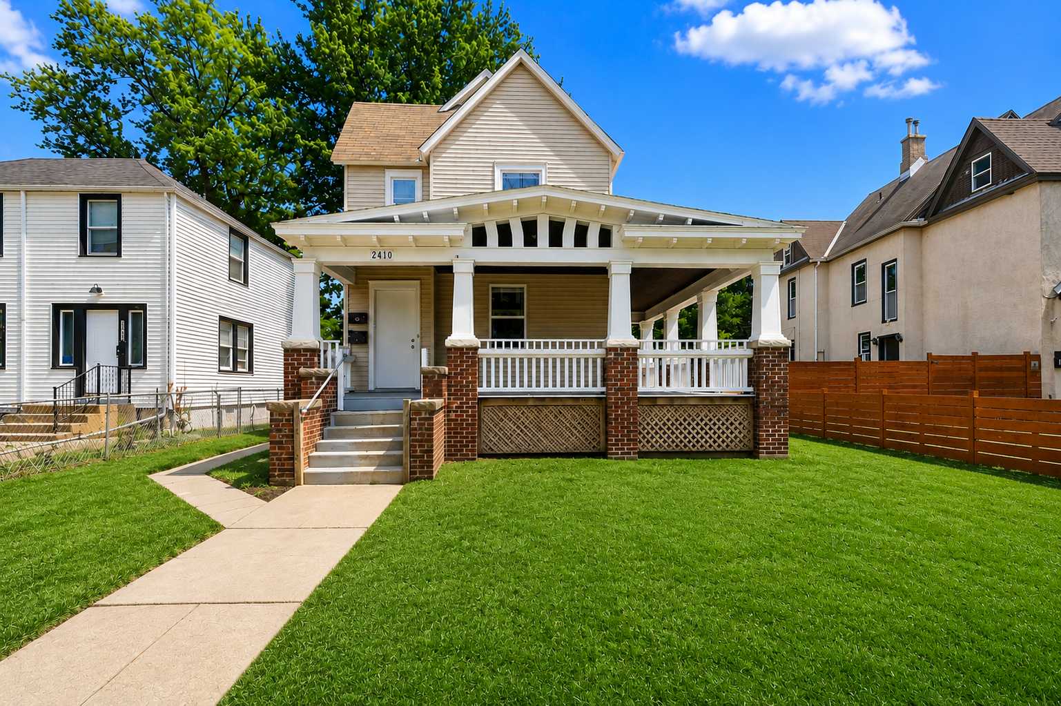 2410 James AVE N, Minneapolis, MN 55411