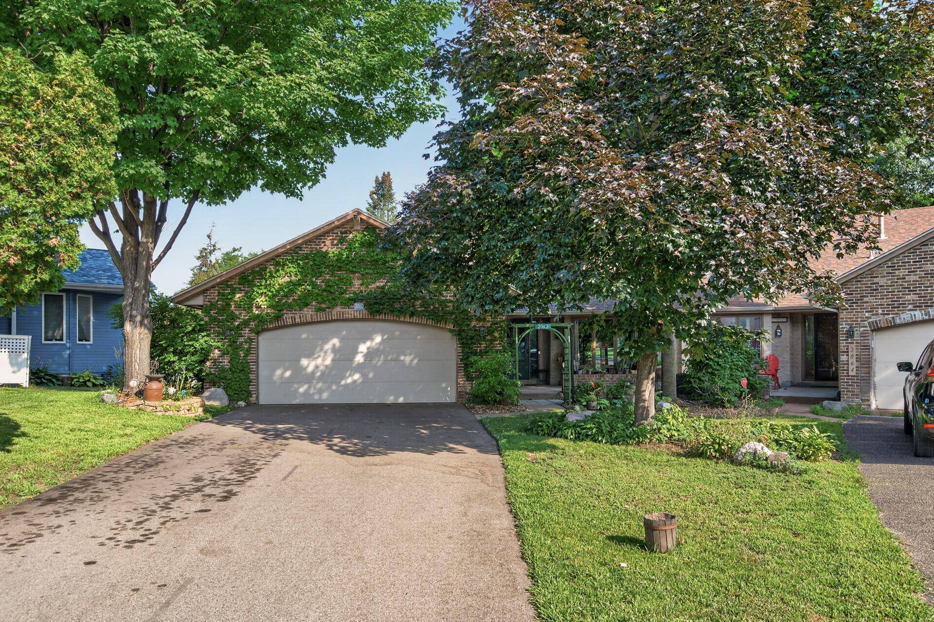 2062 28th AVE NW, New Brighton, MN 55112