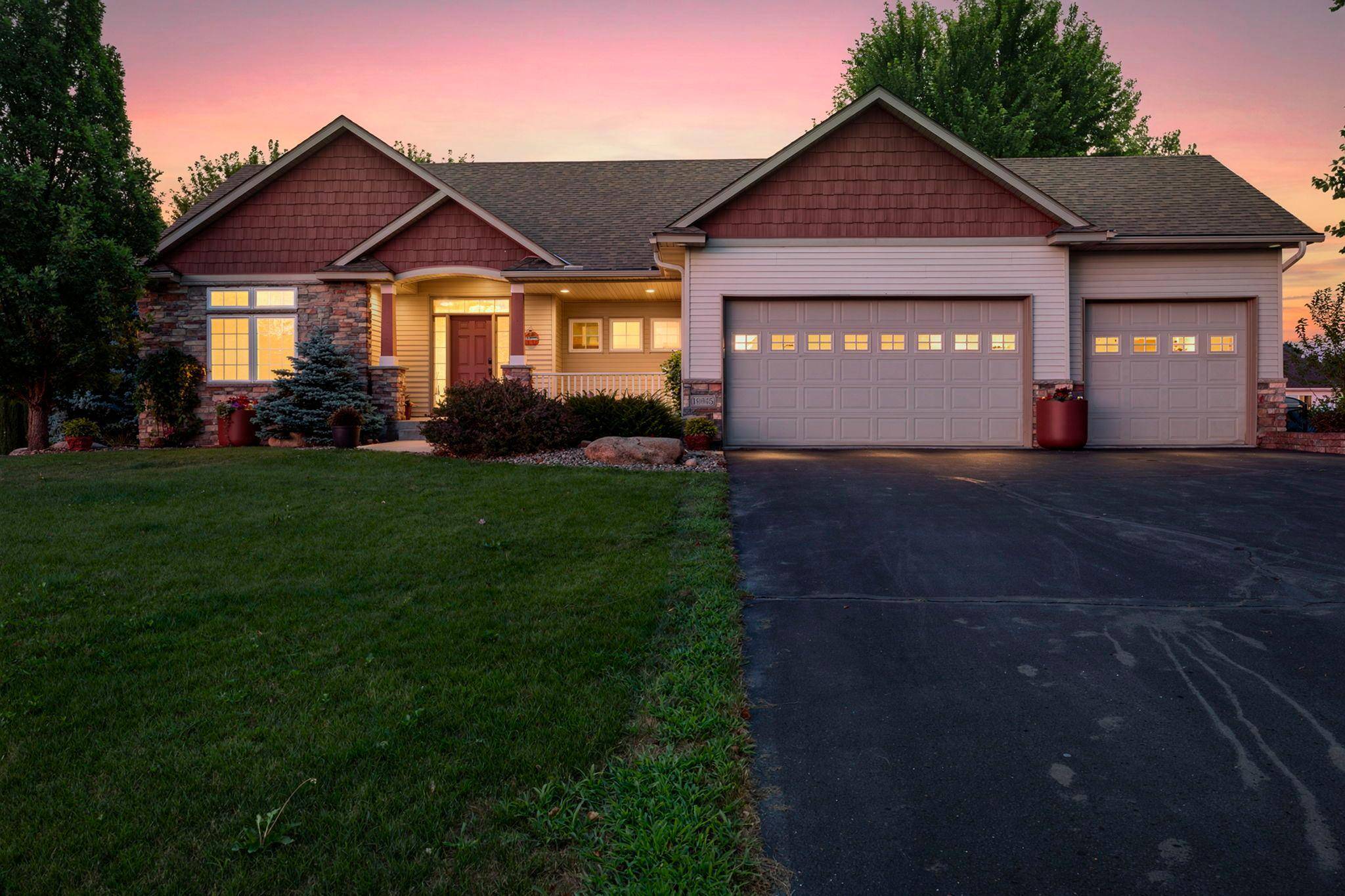 19645 Camrose WAY, Farmington, MN 55024
