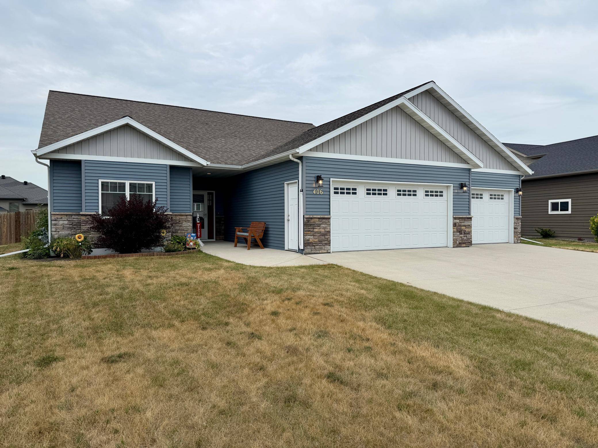 406 13th ST NE, Dilworth, MN 56529