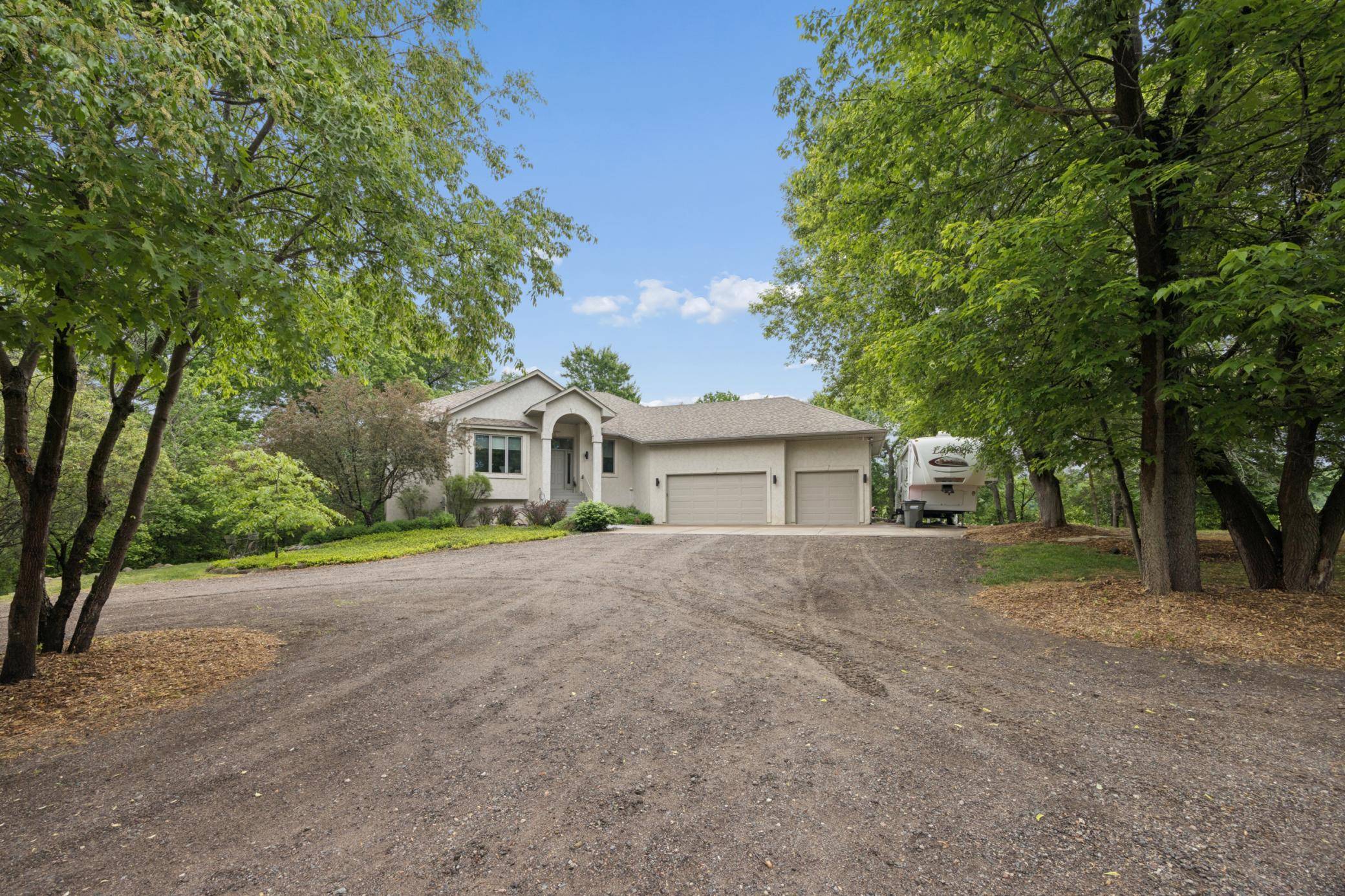 3882 219th LN NE, East Bethel, MN 55011