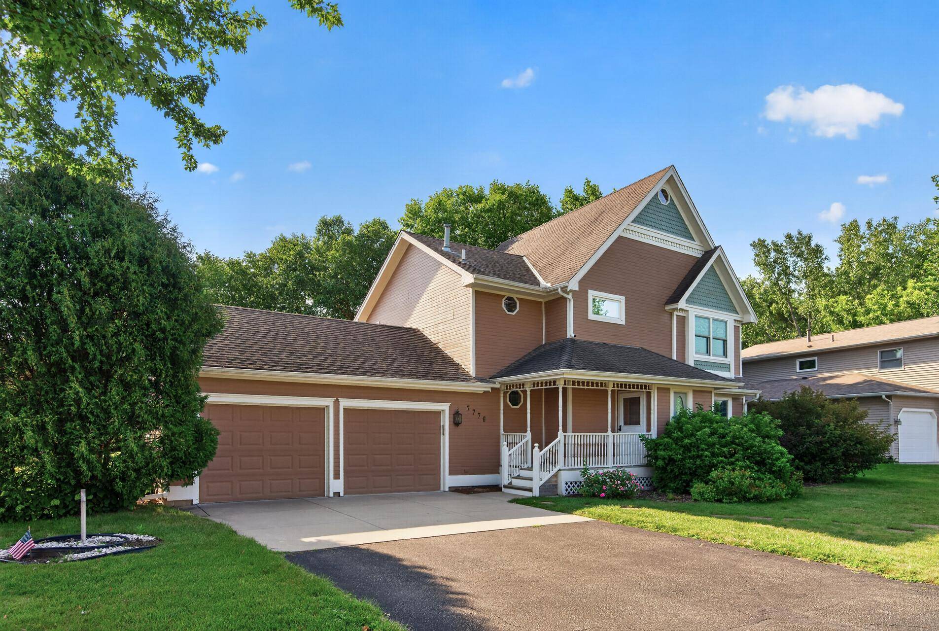 7776 Grinnell WAY, Lakeville, MN 55044