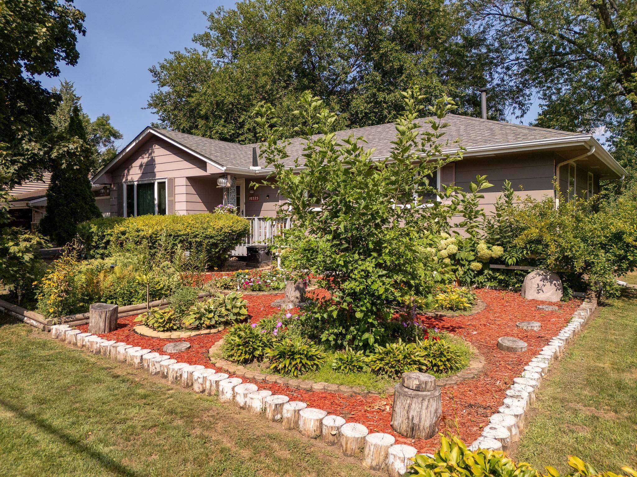 10325 Portland AVE S, Bloomington, MN 55420