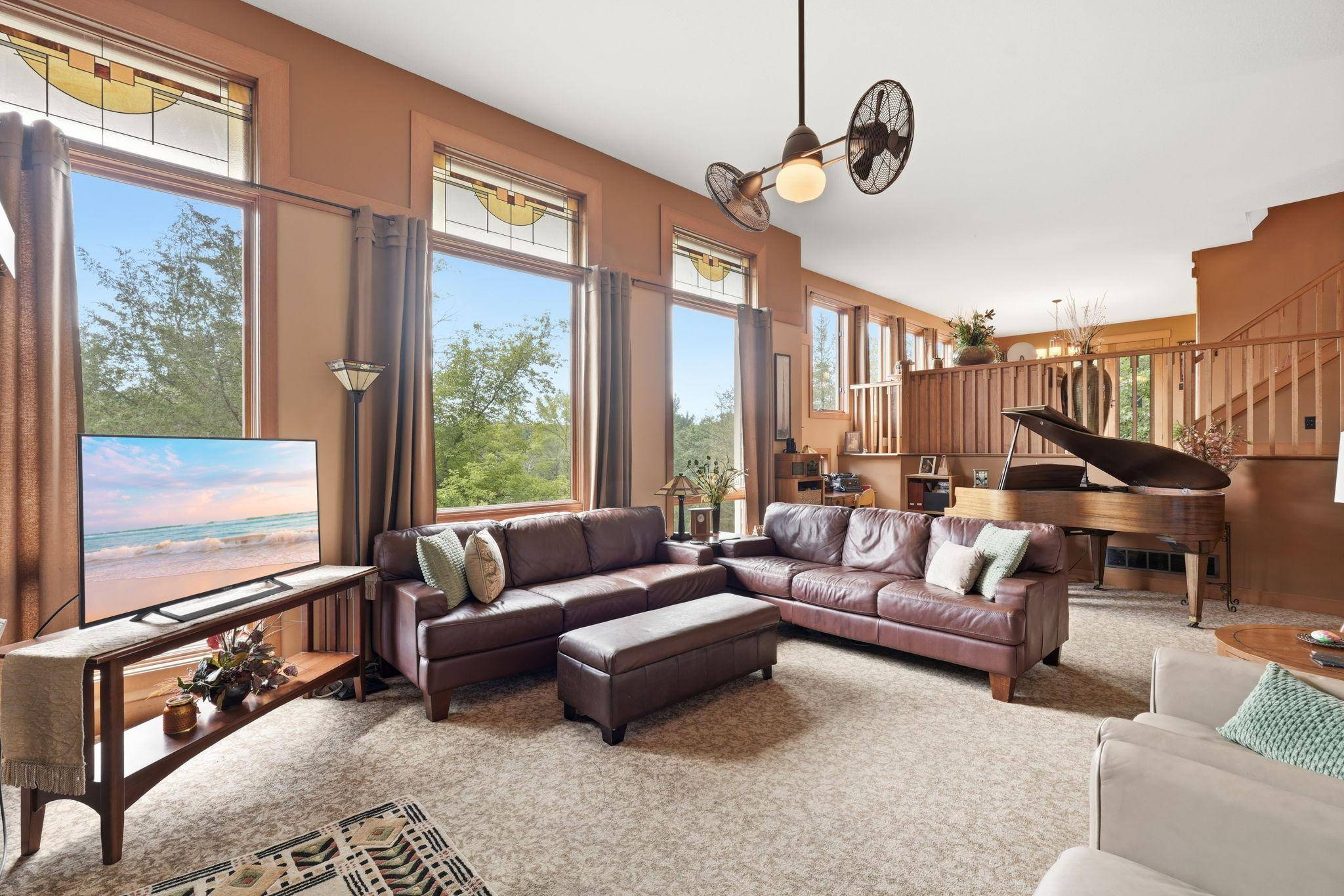 469 County RD E, Hudson, WI 54016