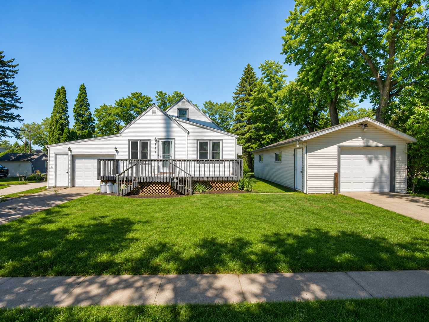 114 1st AVE NW, Rothsay, MN 56579