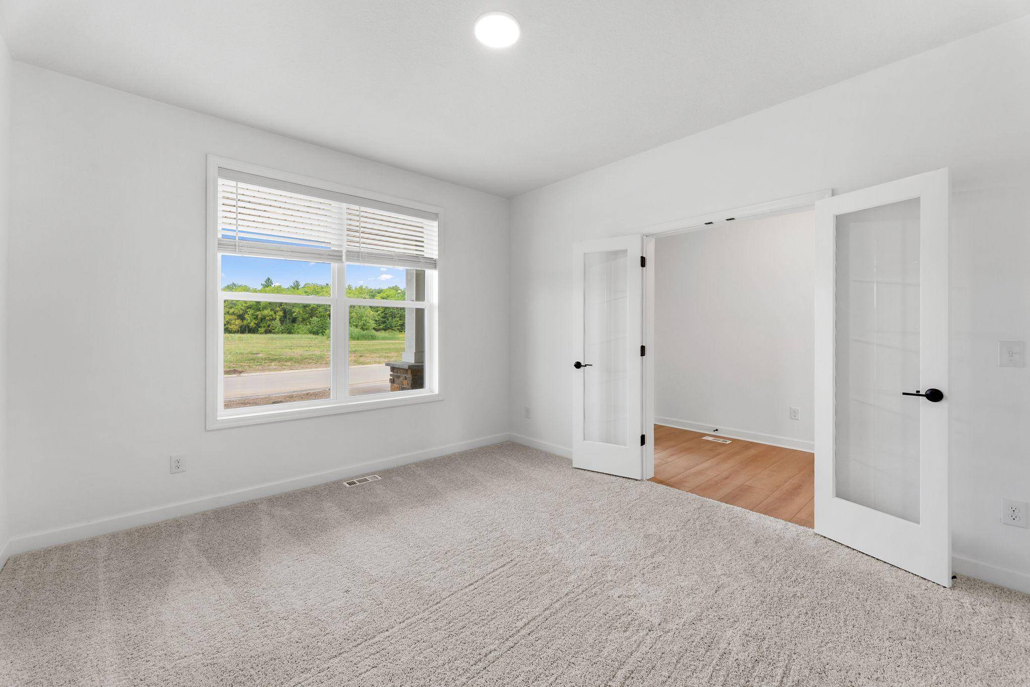 1919 Ravine RD, Carver, MN 55315