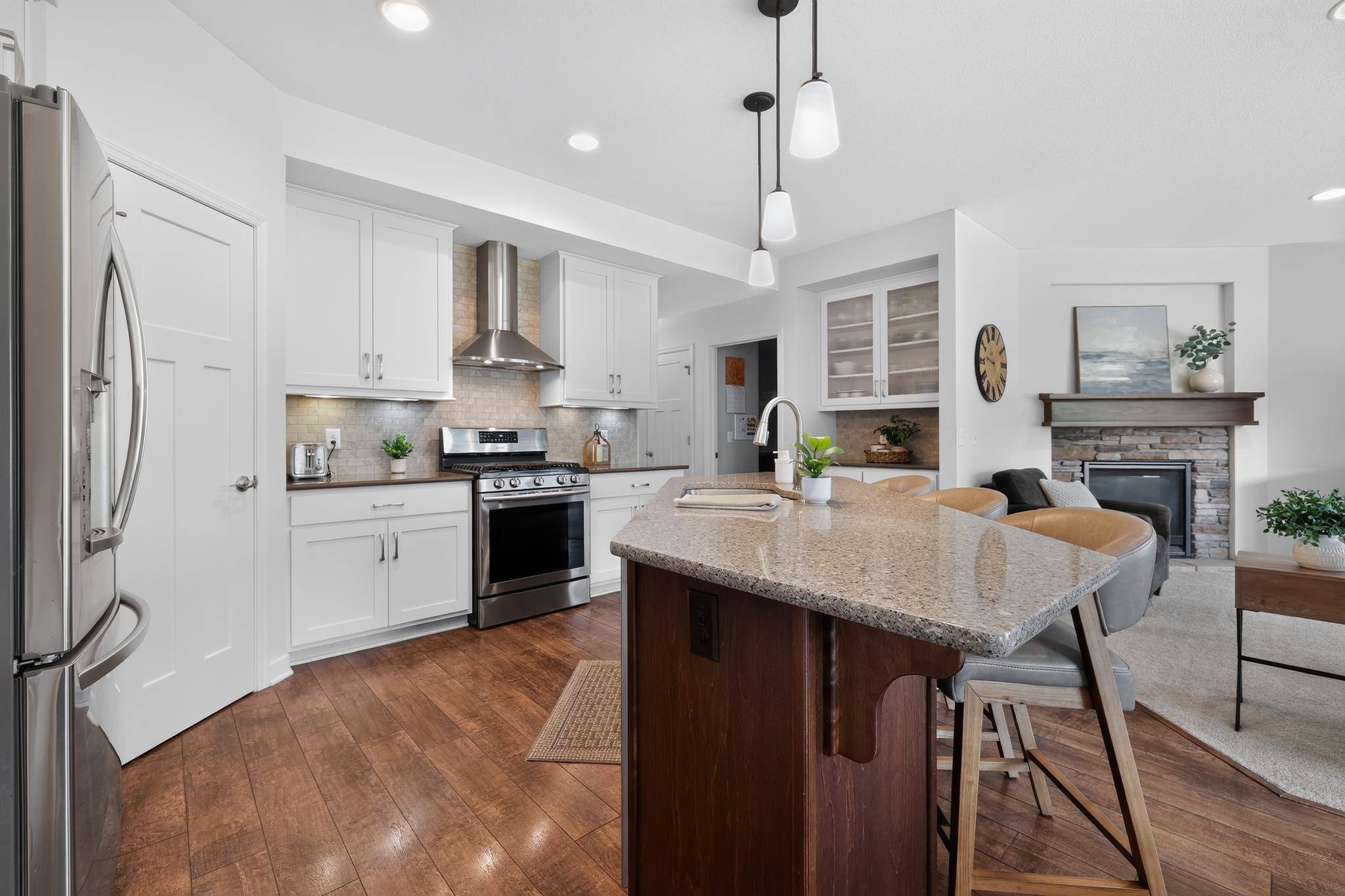8776 Upper 7th PL, Lake Elmo, MN 55042