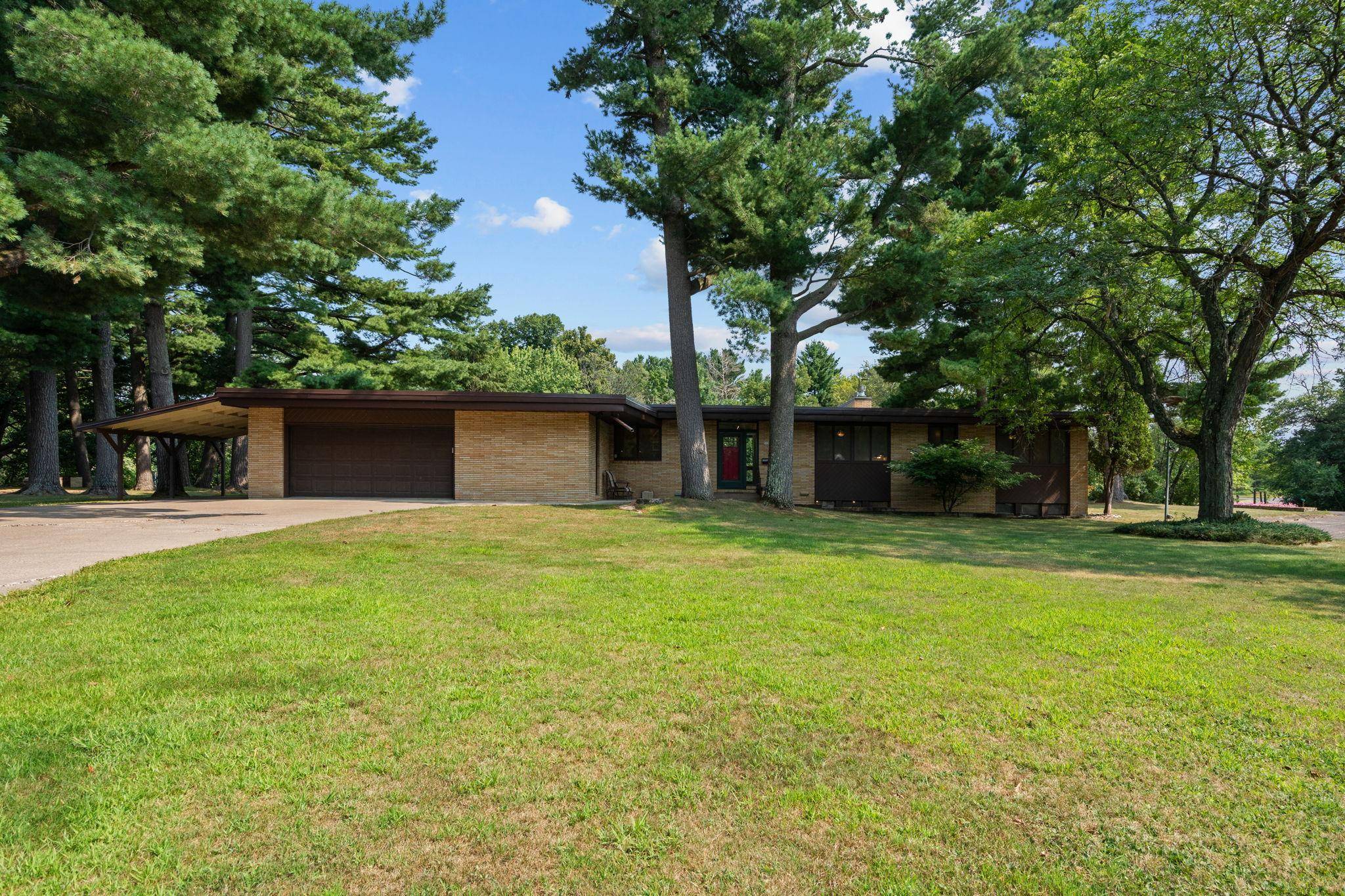 519 Birchwood AVE, Amery, WI 54001