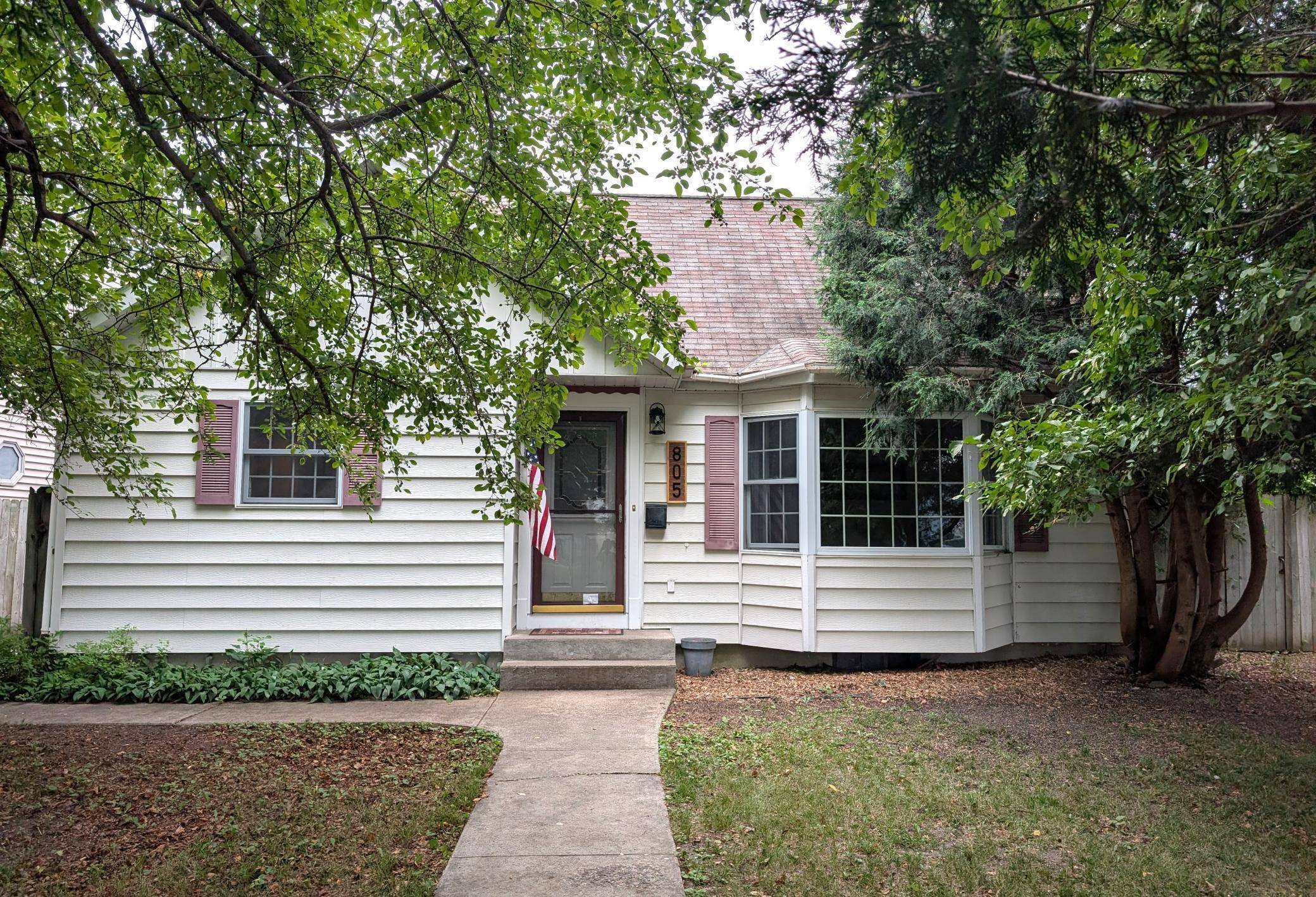 805 2nd ST, International Falls, MN 56649