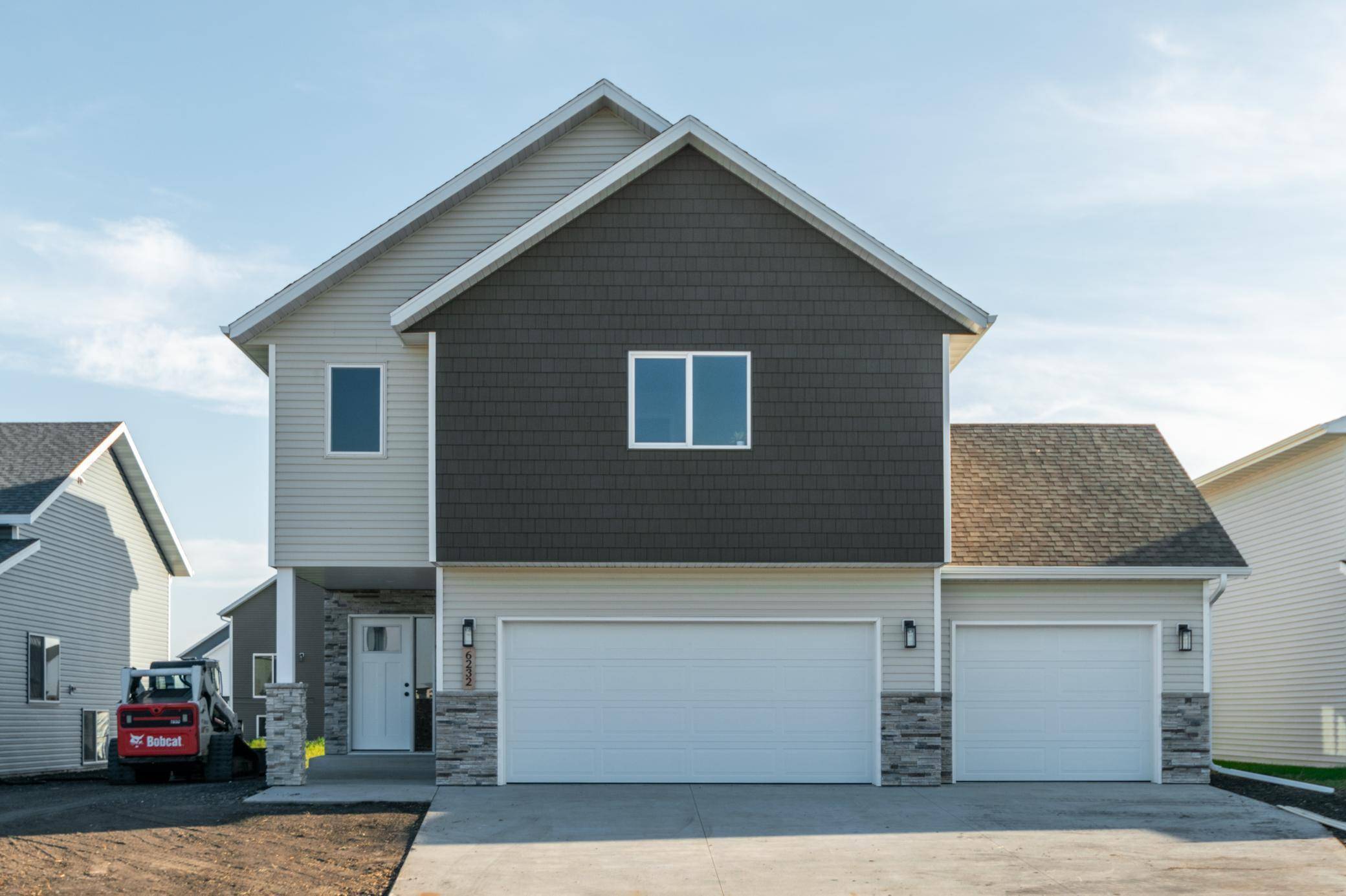 7036 65 ST S, Horace, ND 58047
