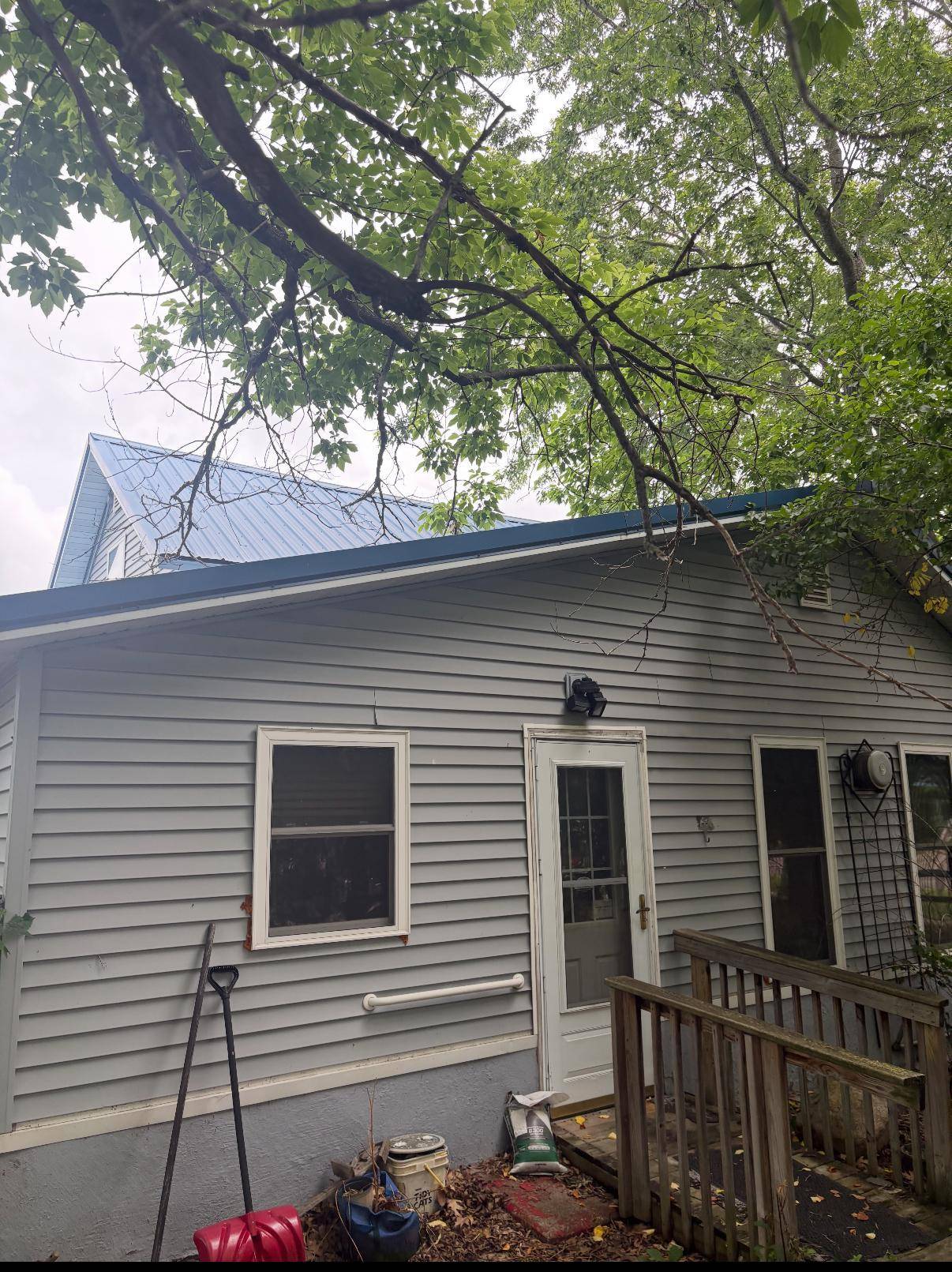 307 N Farwell ST, Verndale, MN 56481