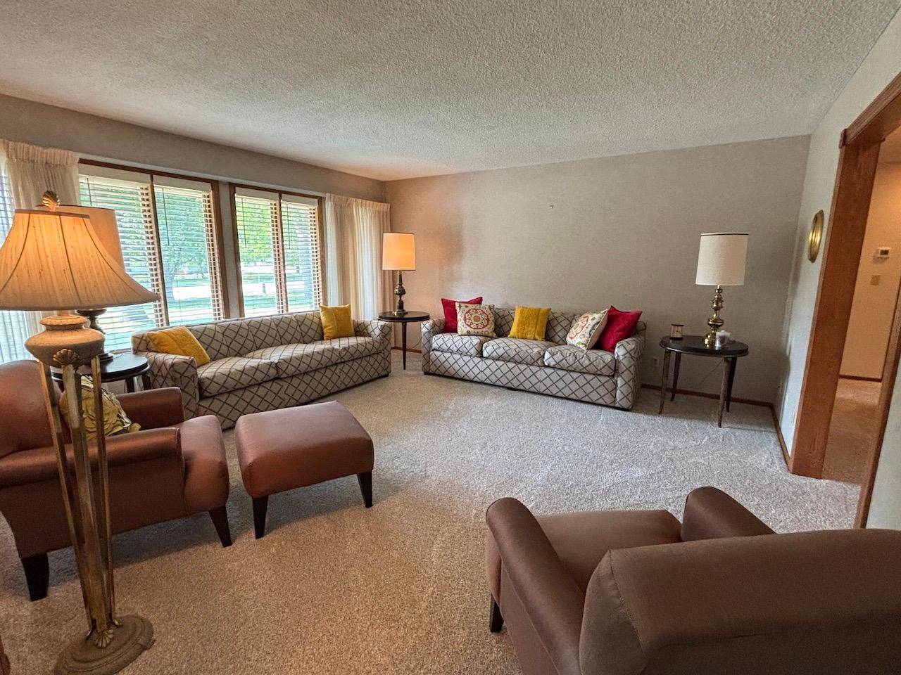 911 Oakmont DR, Thief River Falls, MN 56701