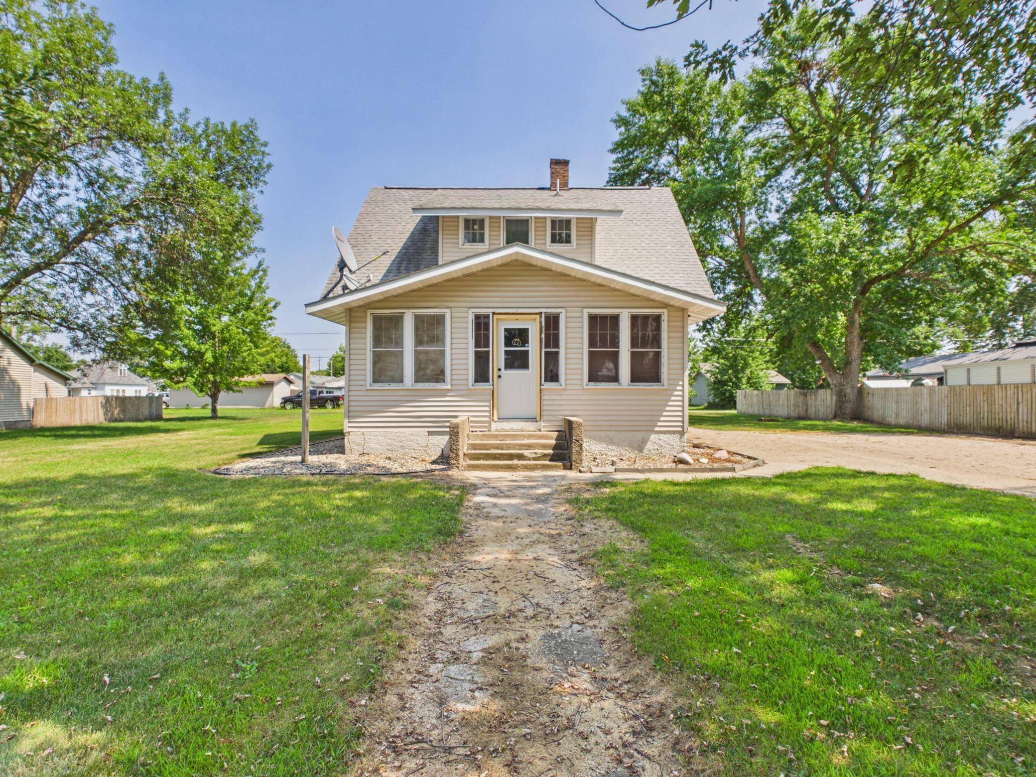 220 Western AVE N, Brooten, MN 56316