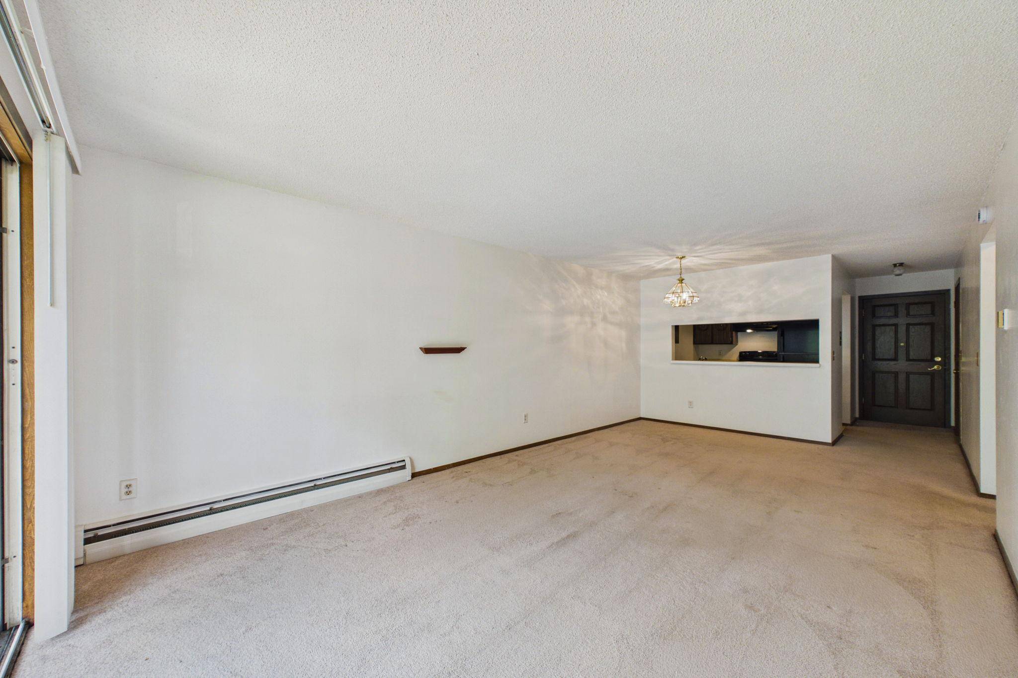 2809 E Minnehaha Pkwy #205, Minneapolis, MN 55417