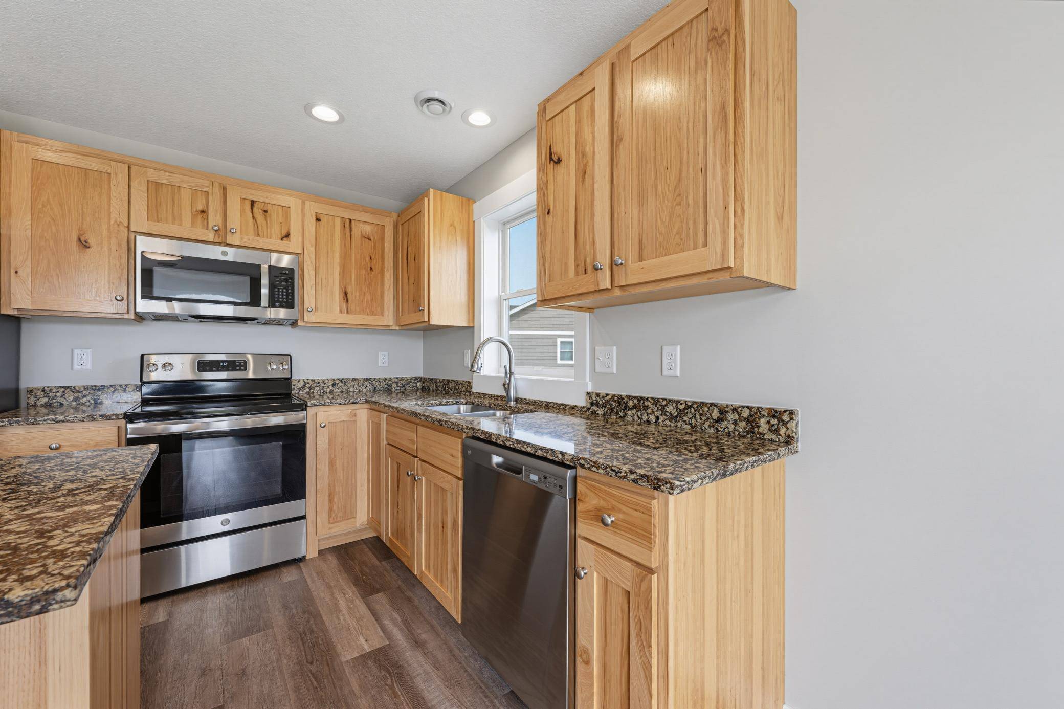 103 Spirit PATH NW, Arlington, MN 55307