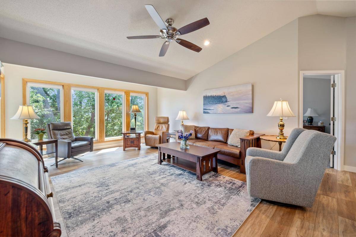 5501 Auto Club RD, Bloomington, MN 55437