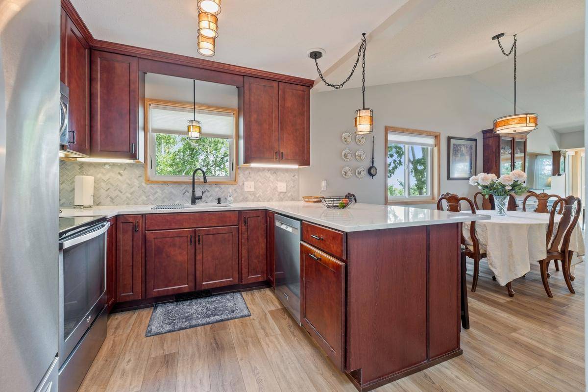 5501 Auto Club RD, Bloomington, MN 55437