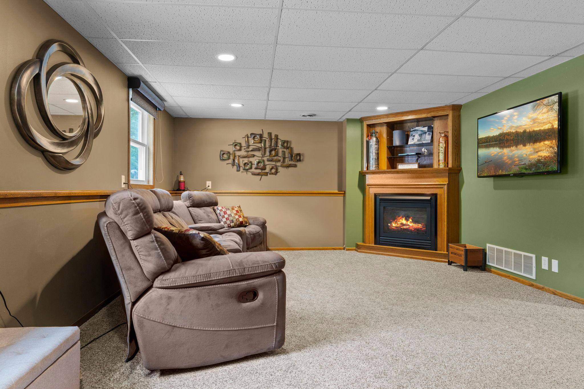 705 N Estates AVE, Litchfield, MN 55355