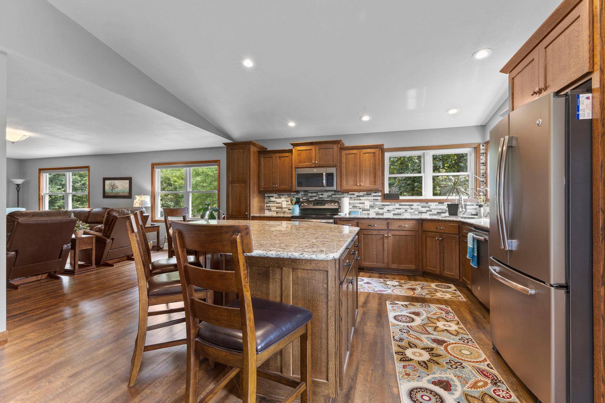 705 N Estates AVE, Litchfield, MN 55355
