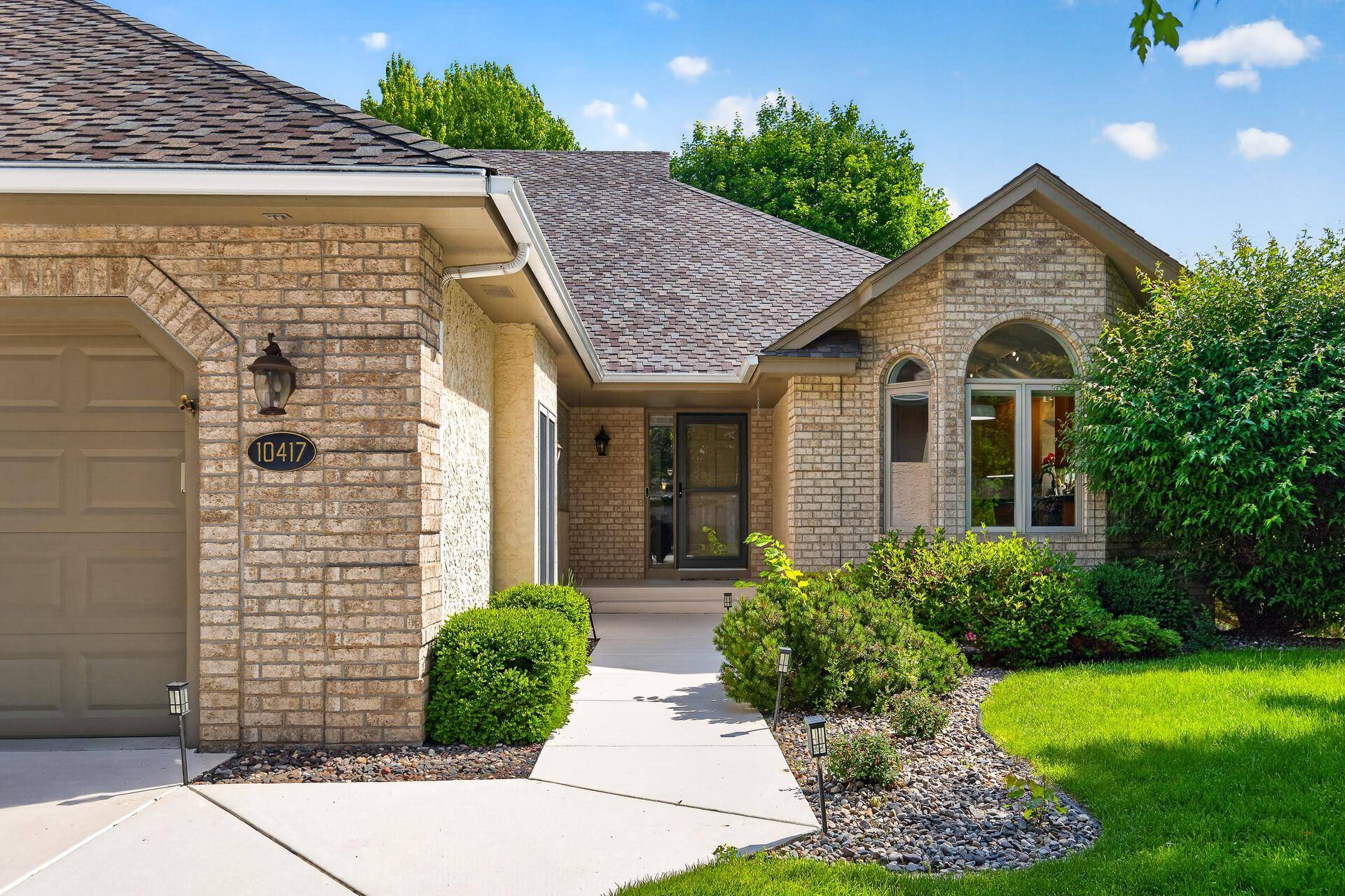 10417 Fawns WAY, Eden Prairie, MN 55347