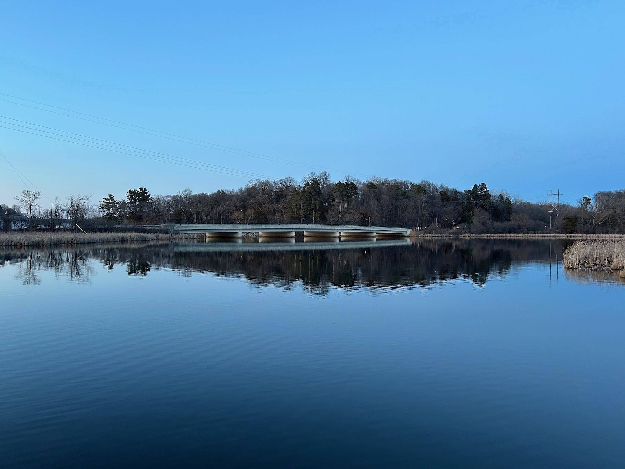19900 Cottagewood RD, Deephaven, MN 55331