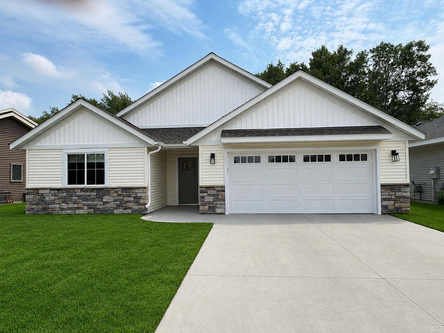 2400 40th AVE S, Saint Cloud, MN 56301