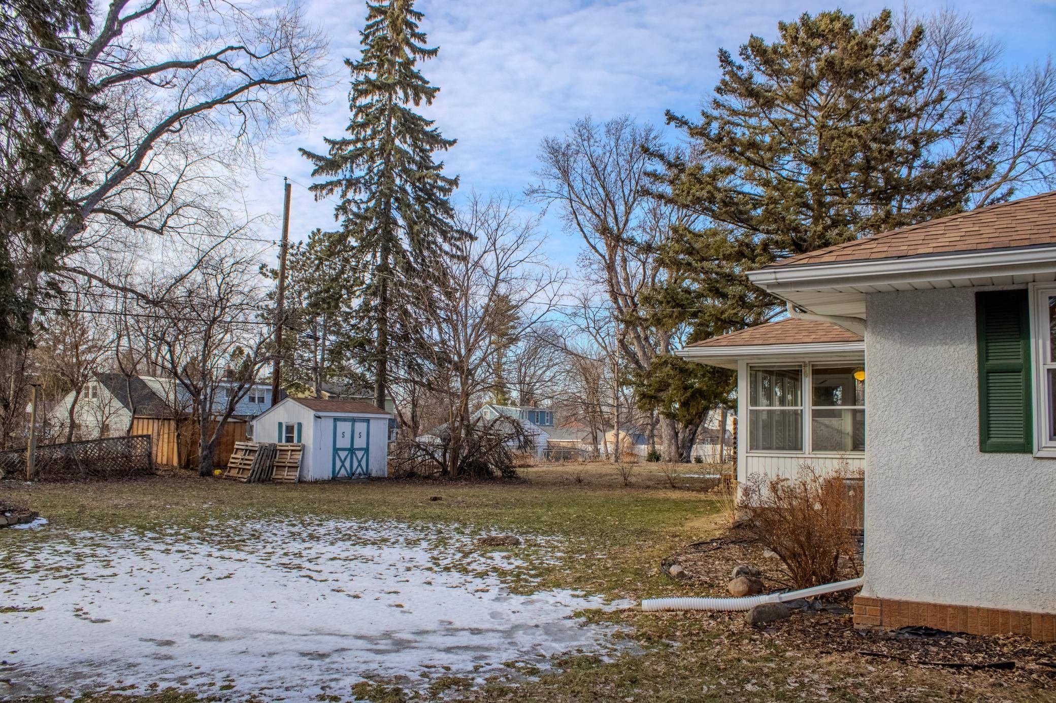2187 Burr ST N, Maplewood, MN 55117