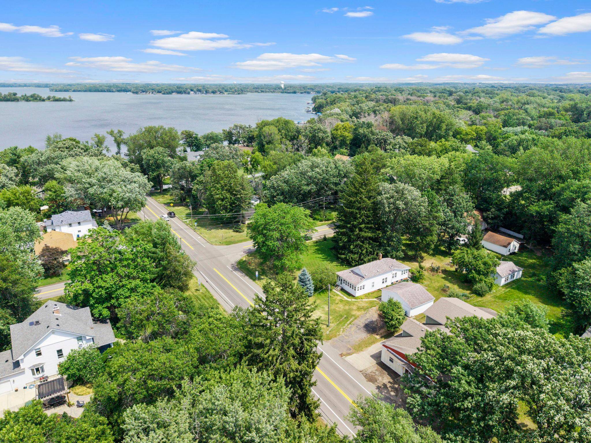 5160 Bald Eagle AVE, White Bear Lake, MN 55110