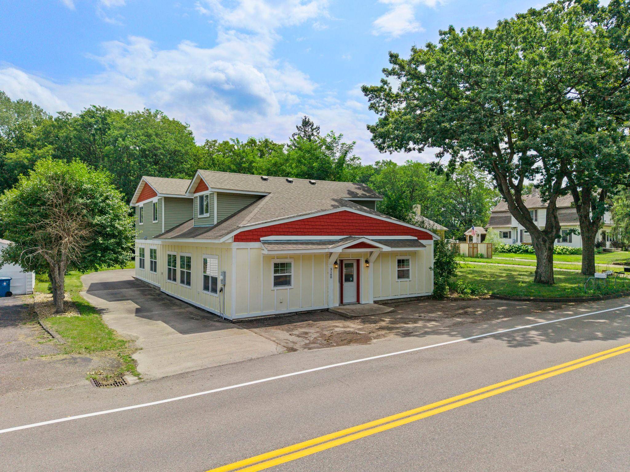 5160 Bald Eagle AVE, White Bear Lake, MN 55110
