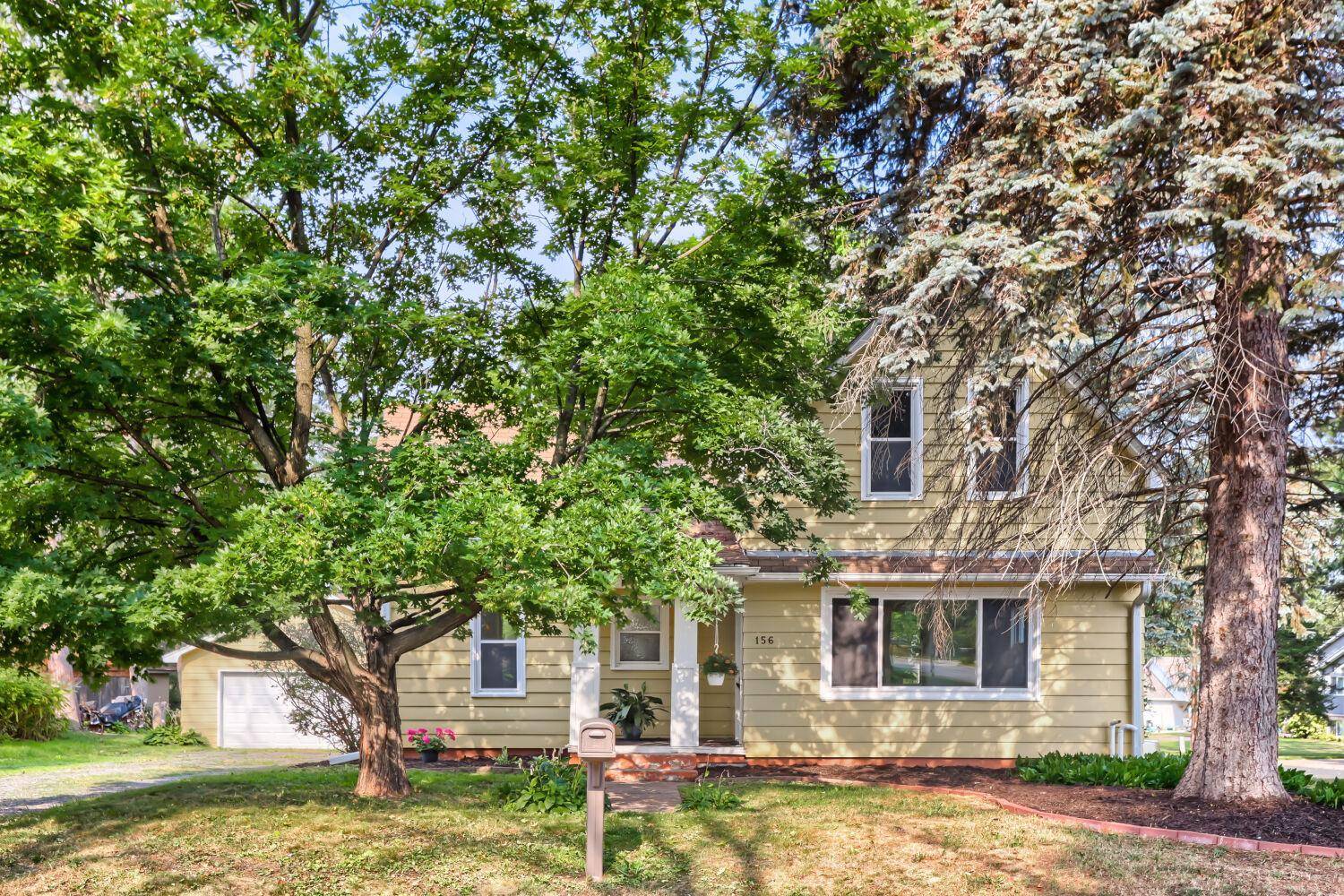 156 6th ST NW, Forest Lake, MN 55025