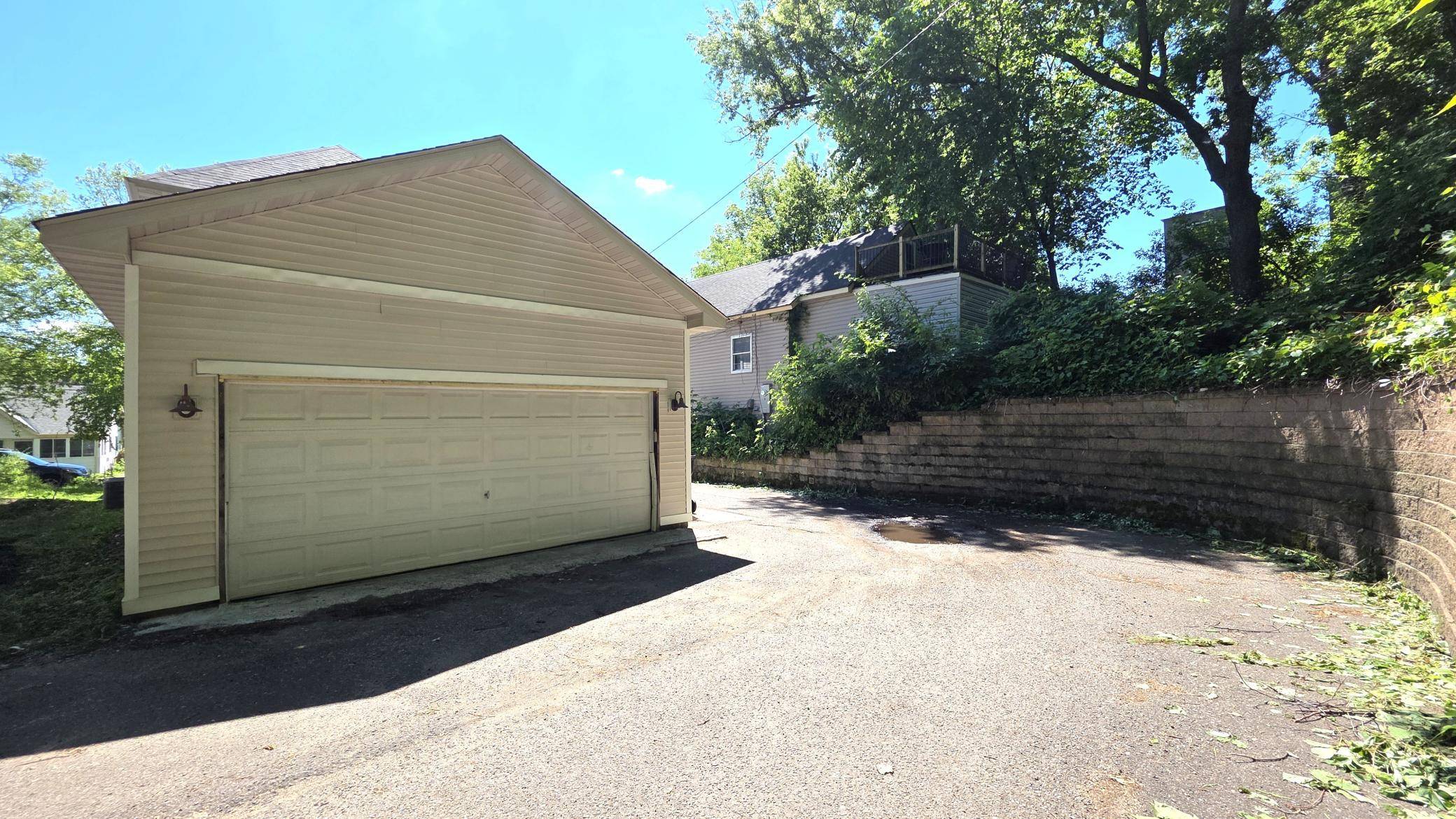 675 Otsego ST, Saint Paul, MN 55101
