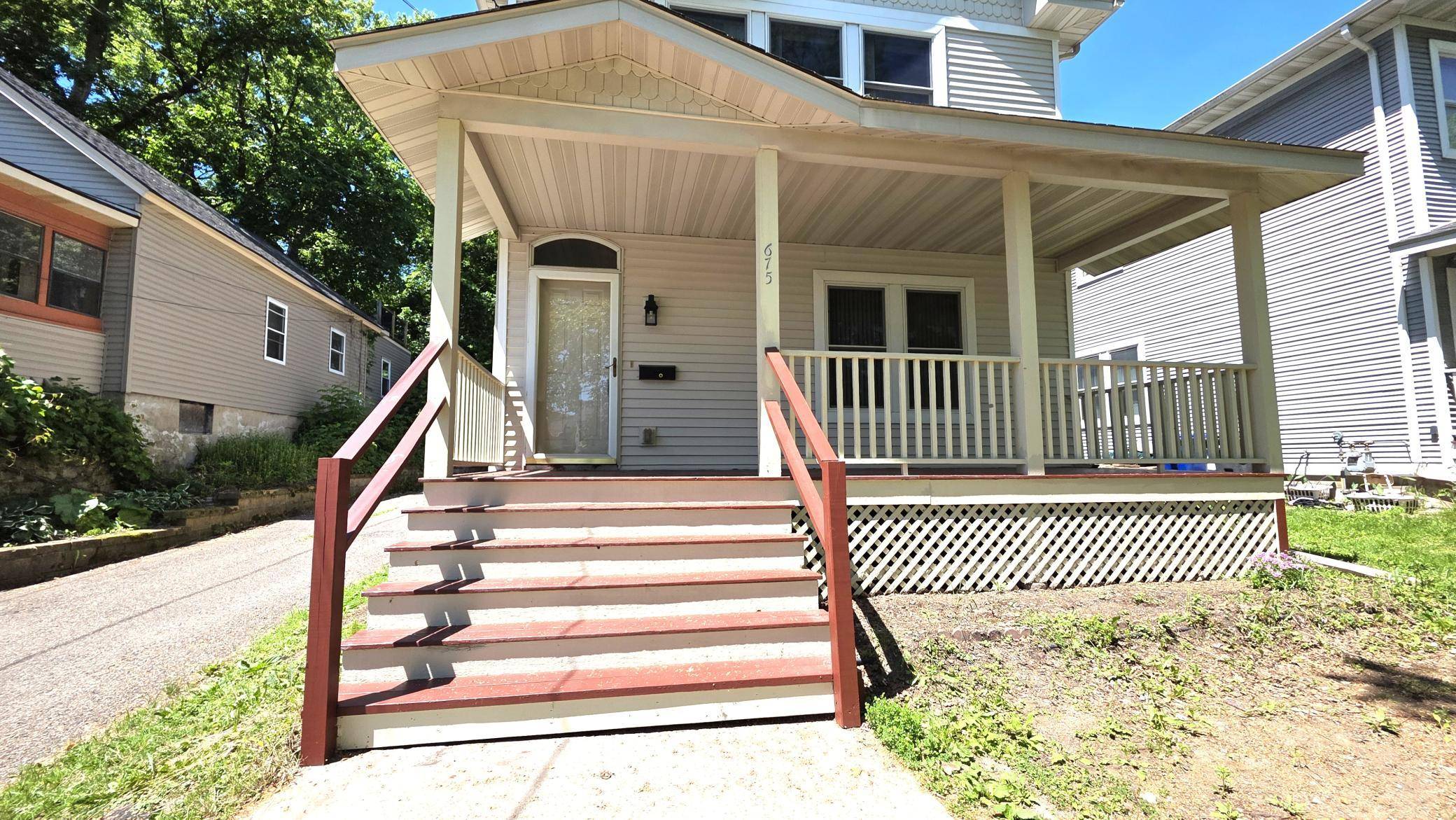 675 Otsego ST, Saint Paul, MN 55101