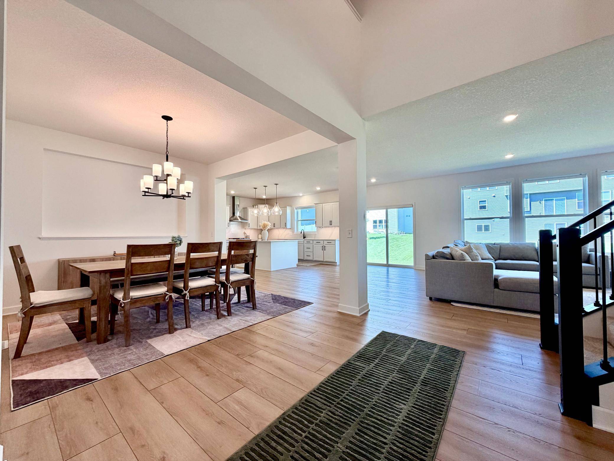 18112 Hounds DR, Lakeville, MN 55044