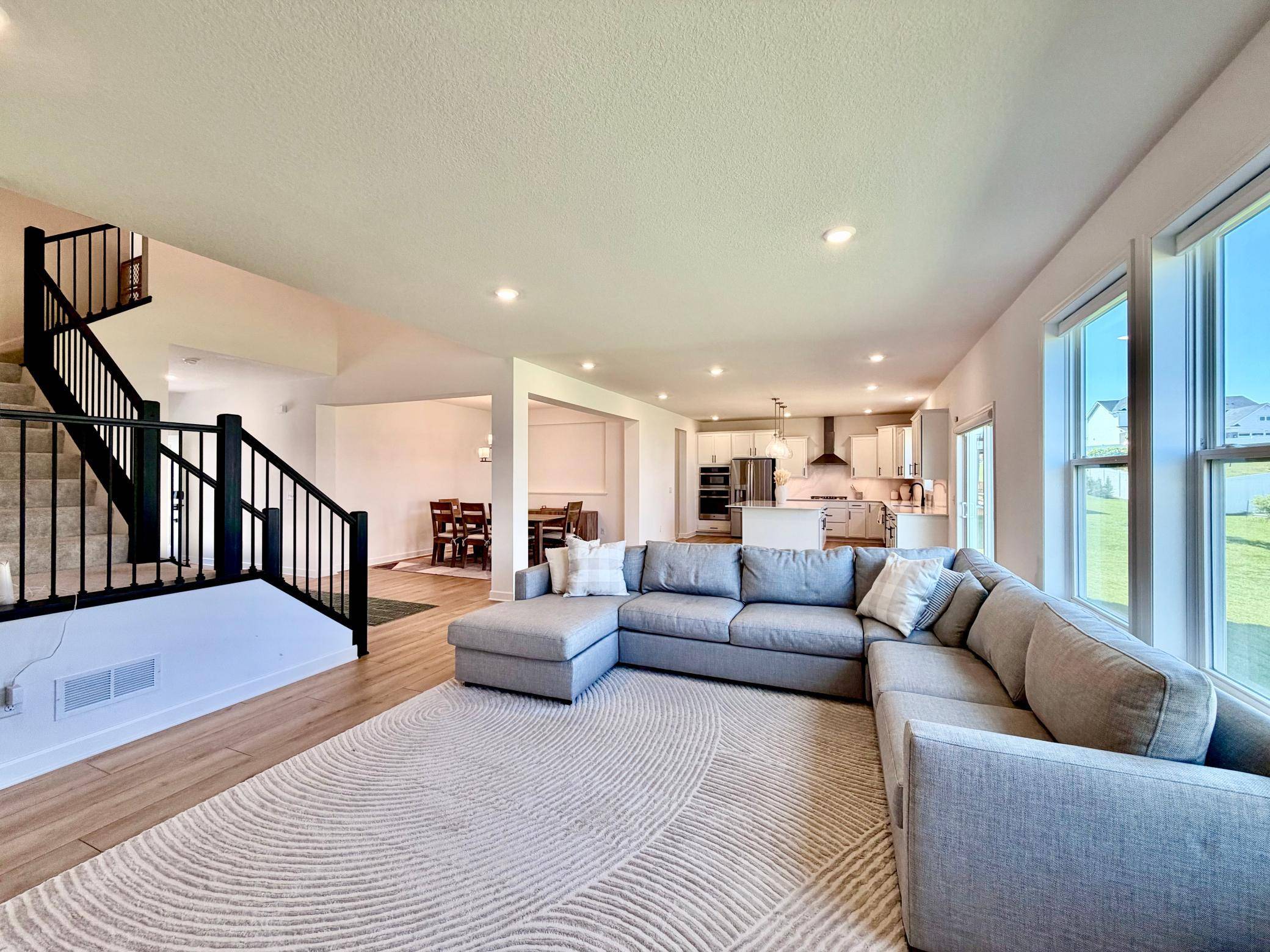 18112 Hounds DR, Lakeville, MN 55044