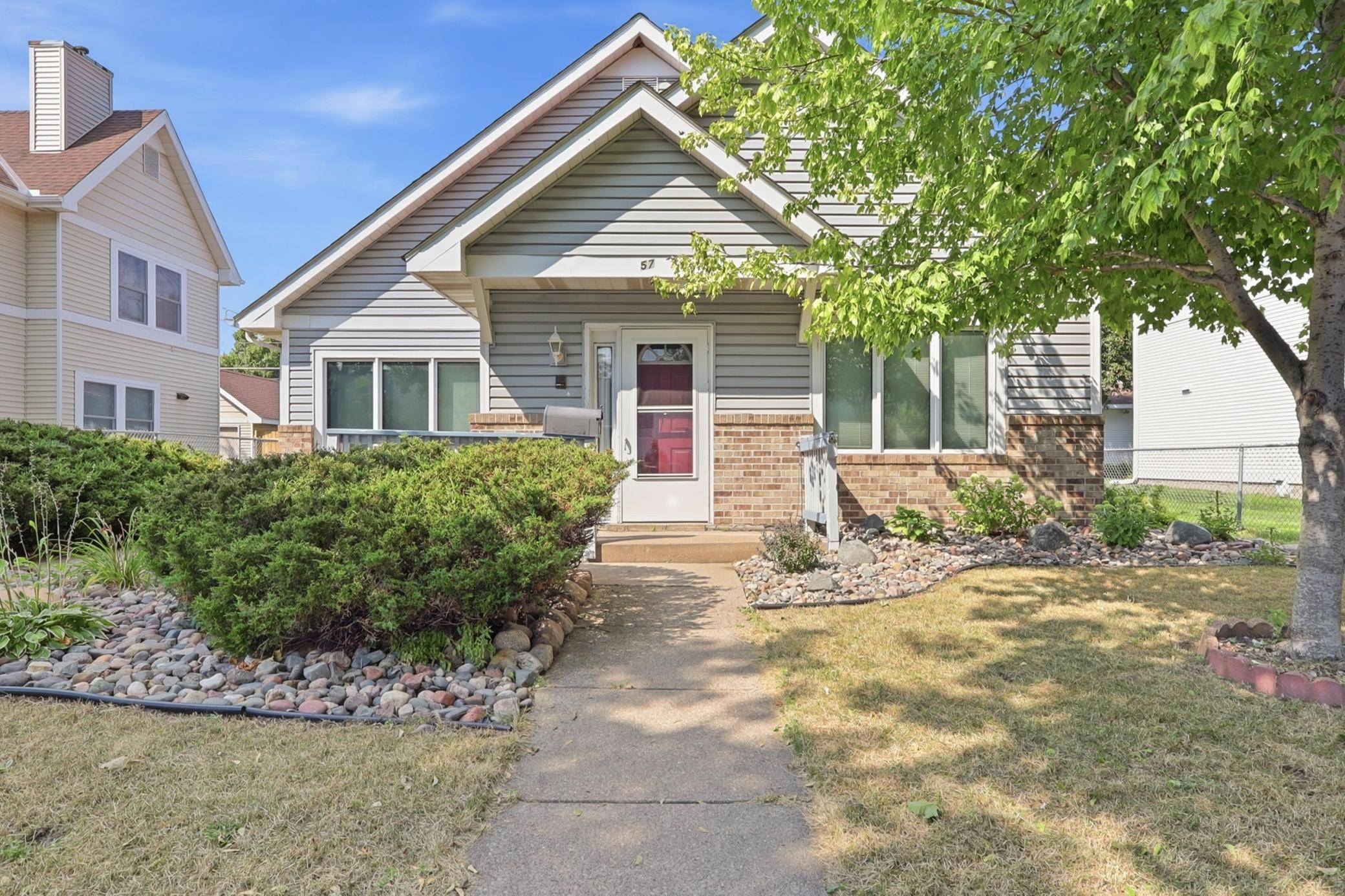 57 Sycamore ST W, Saint Paul, MN 55117