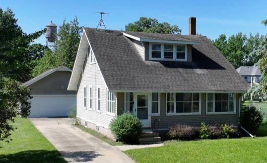 111 W Cabot ST, Le Roy, MN 55951