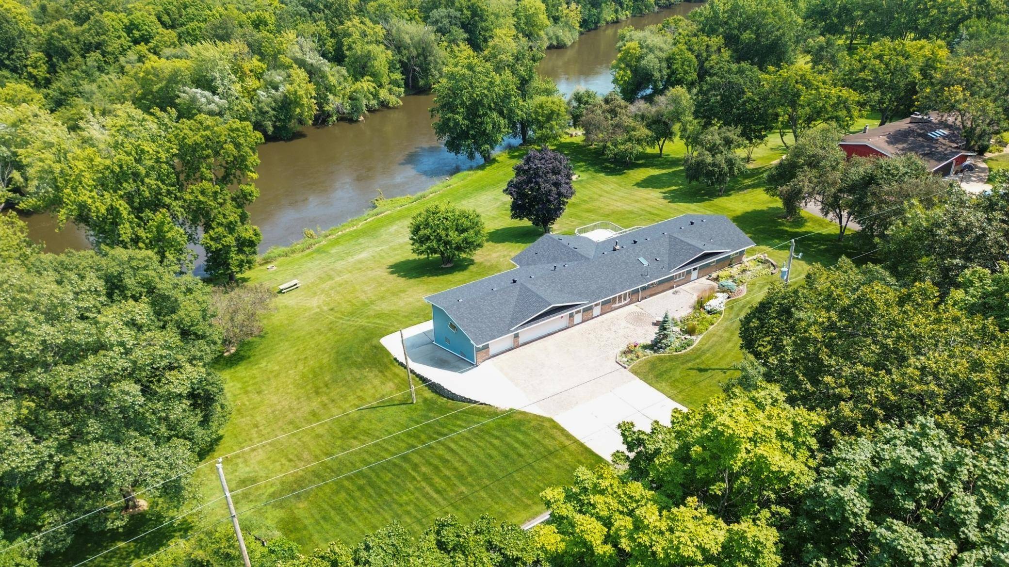 2560 Lander AVE NE, Saint Michael, MN 55376