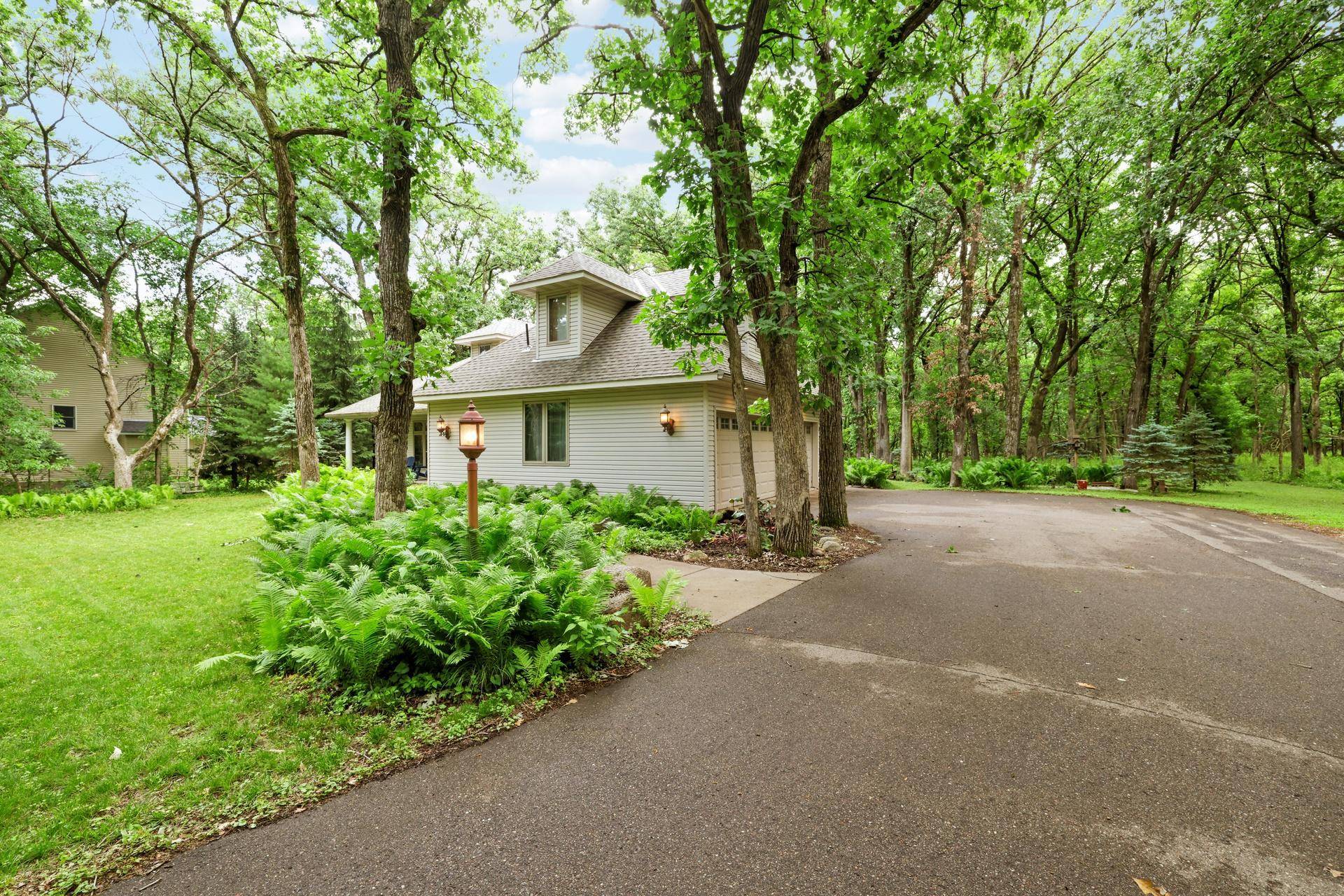 17 Baillon LN, Lakeland, MN 55043
