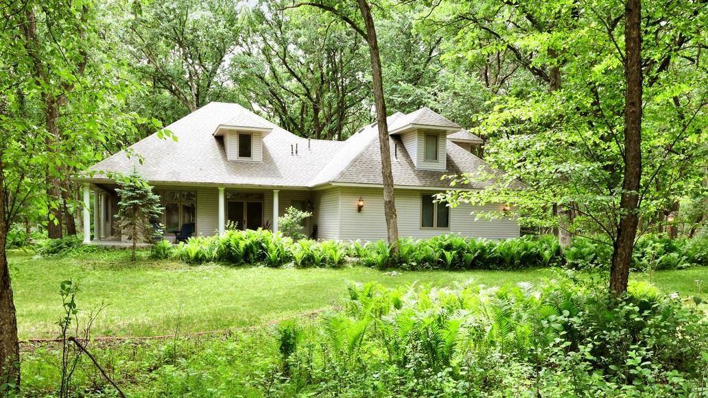 17 Baillon LN, Lakeland, MN 55043