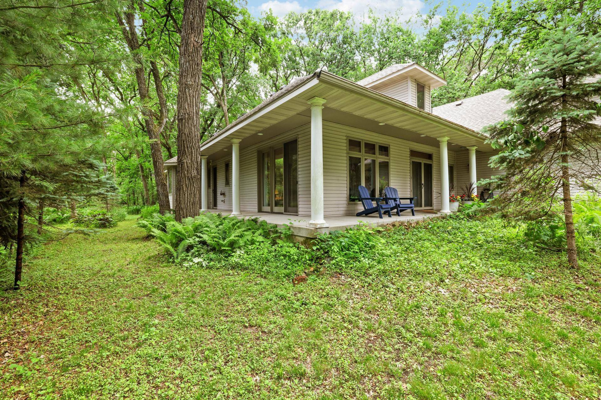 17 Baillon LN, Lakeland, MN 55043