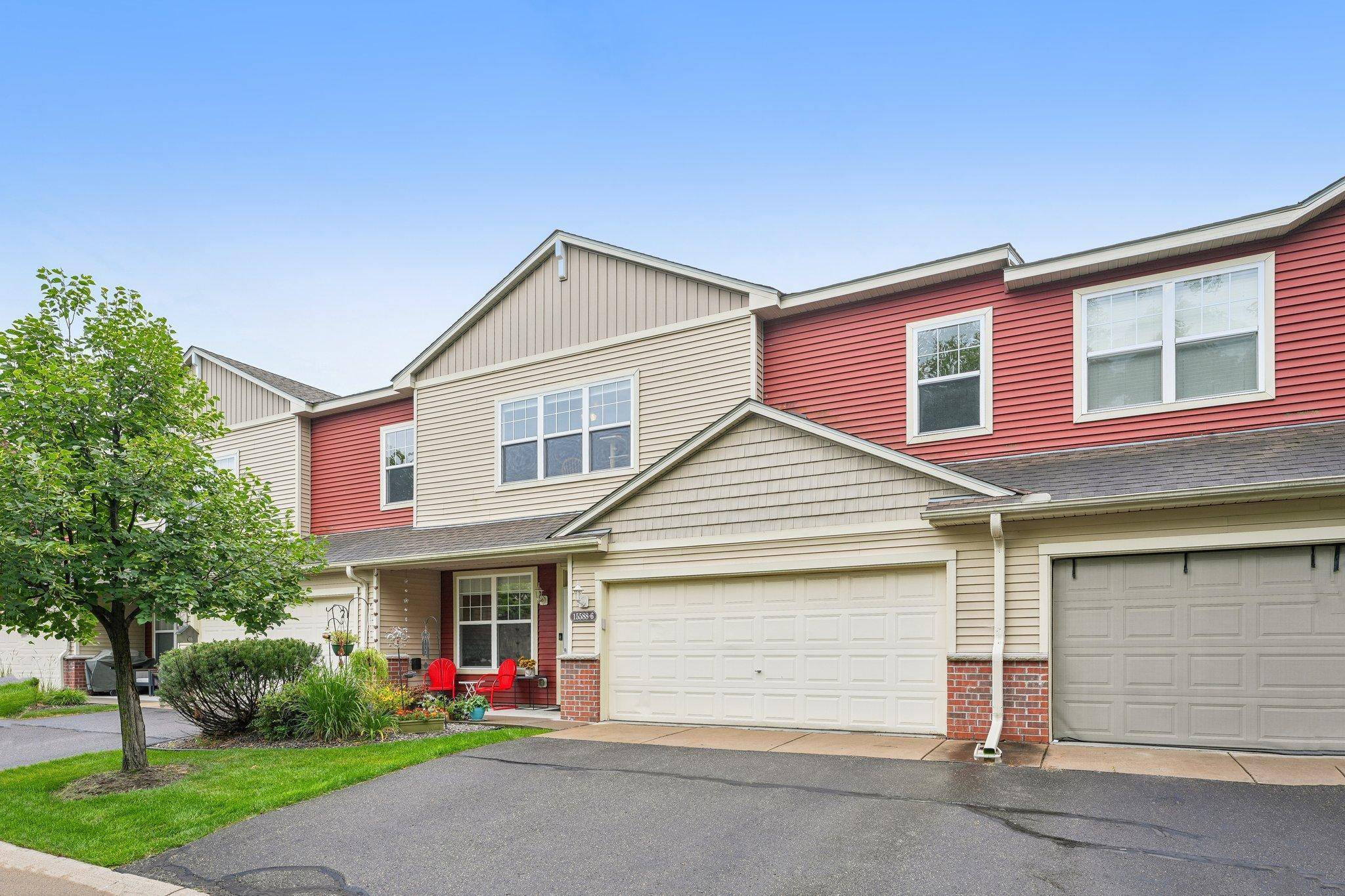 15588 Emerald DR N #6, Hugo, MN 55038
