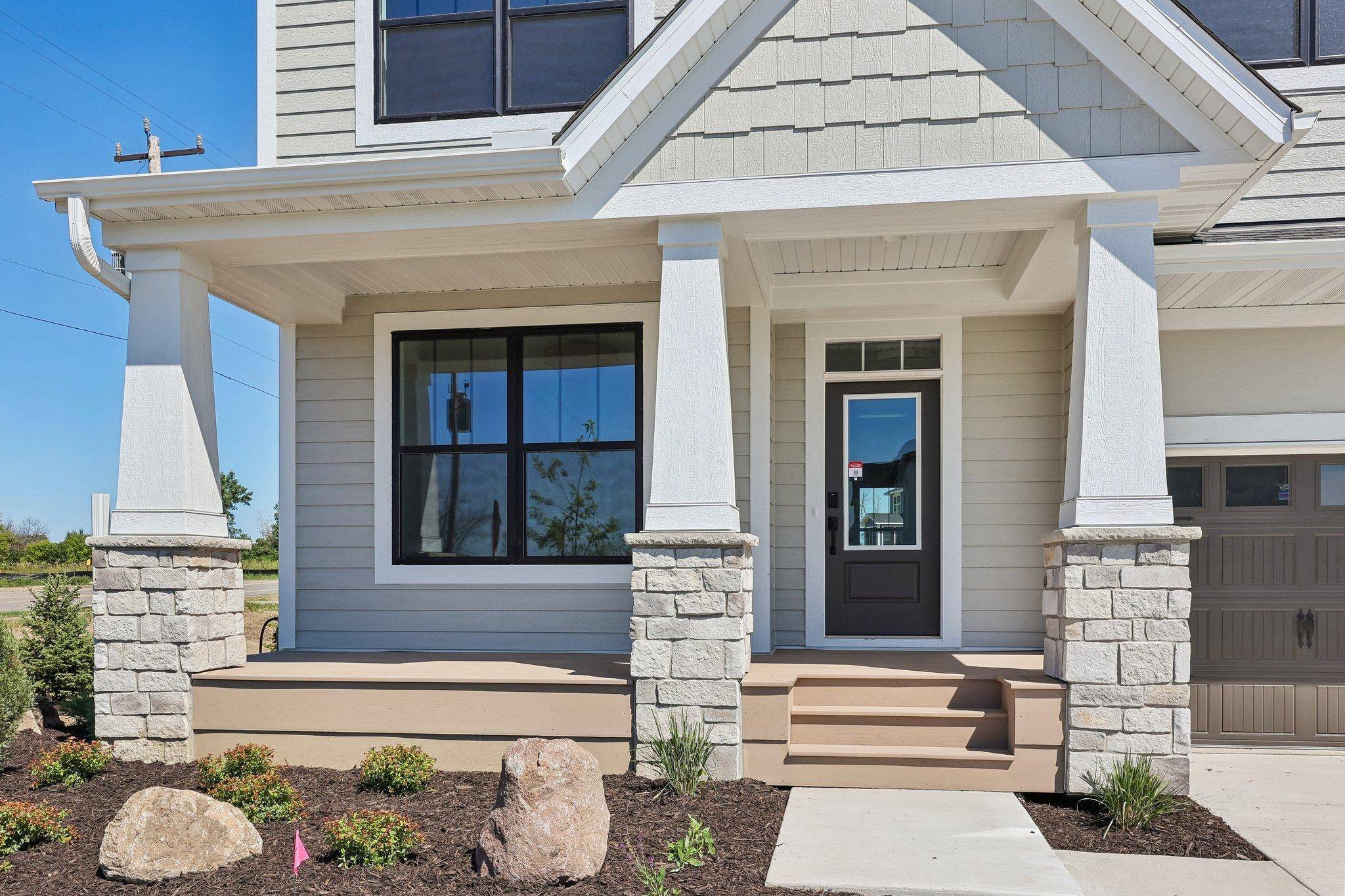 18300 104th AVE N, Maple Grove, MN 55311